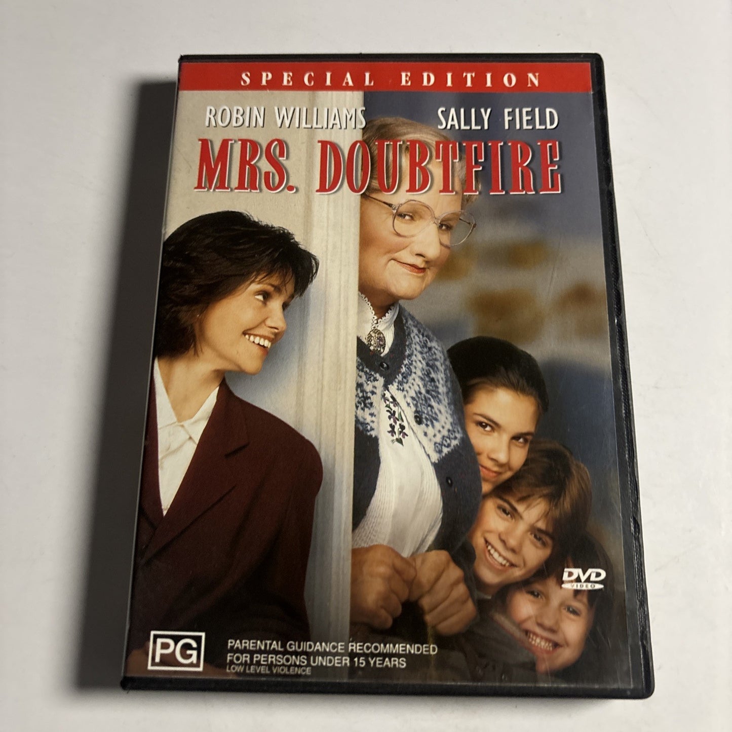 Mrs Doubtfire (DVD, 1993) Robin Williams, Sally Field Region 4