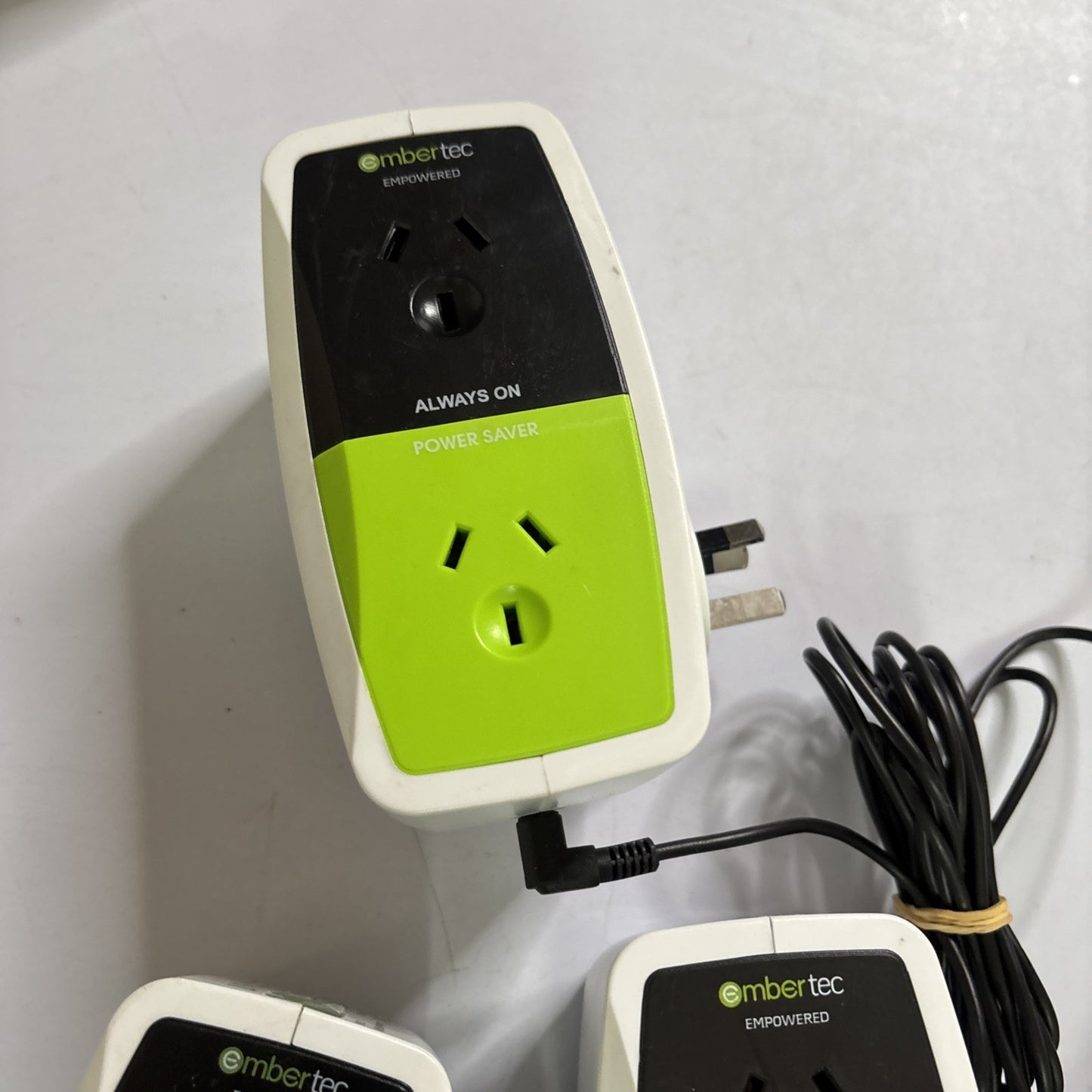 3x Embertec SmartSwitch AV Embertec Power Saving Plug AV-ET-01