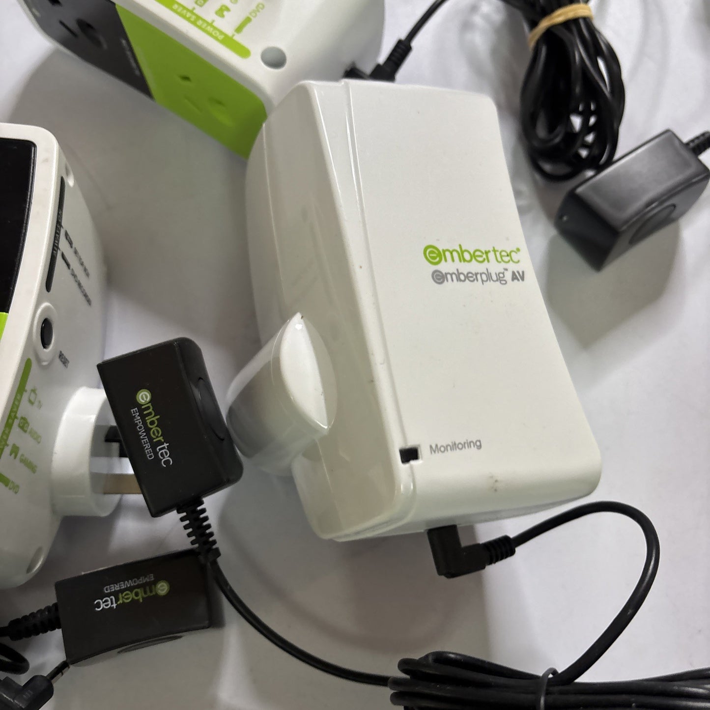 3x Embertec SmartSwitch AV Embertec Power Saving Plug AV-ET-01