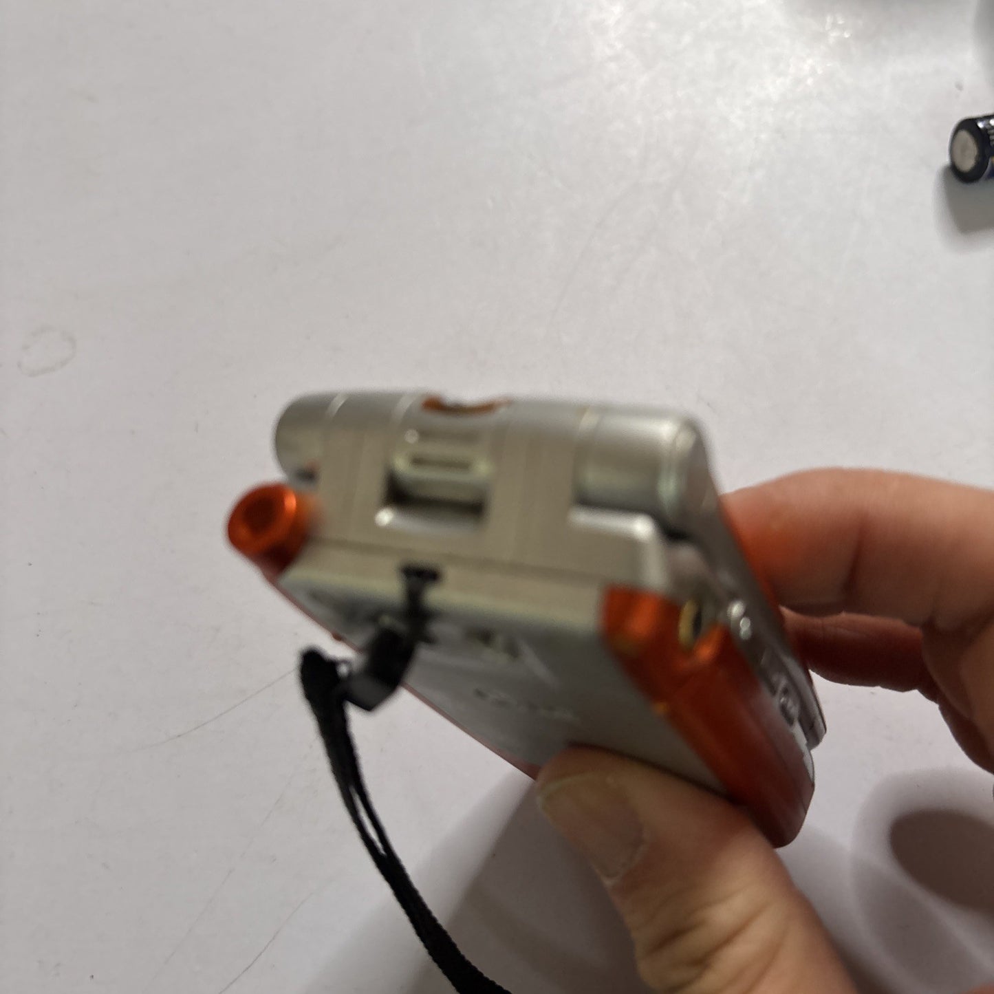 LG U8180 Clamshell Phone *No Battery Untested For Parts/Repair