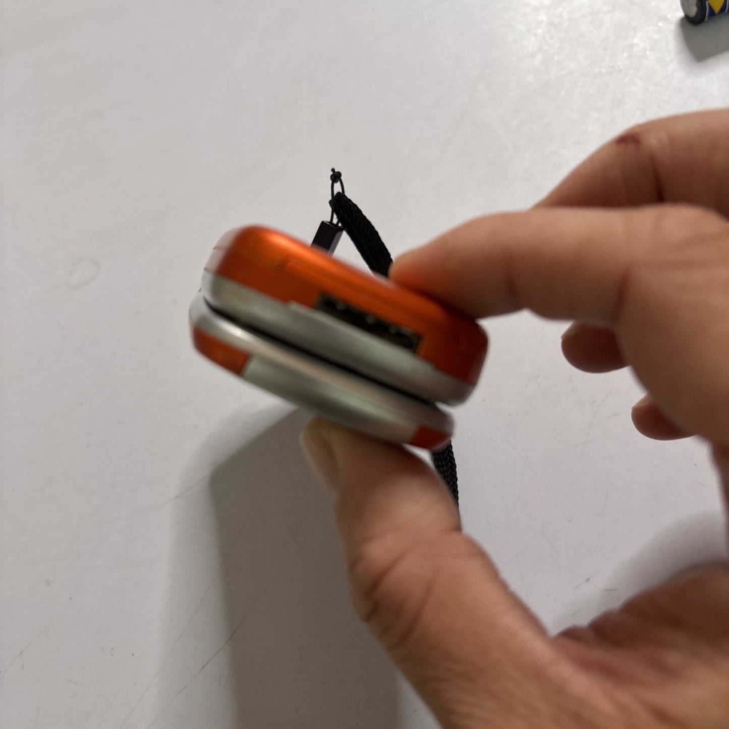 LG U8180 Clamshell Phone *No Battery Untested For Parts/Repair