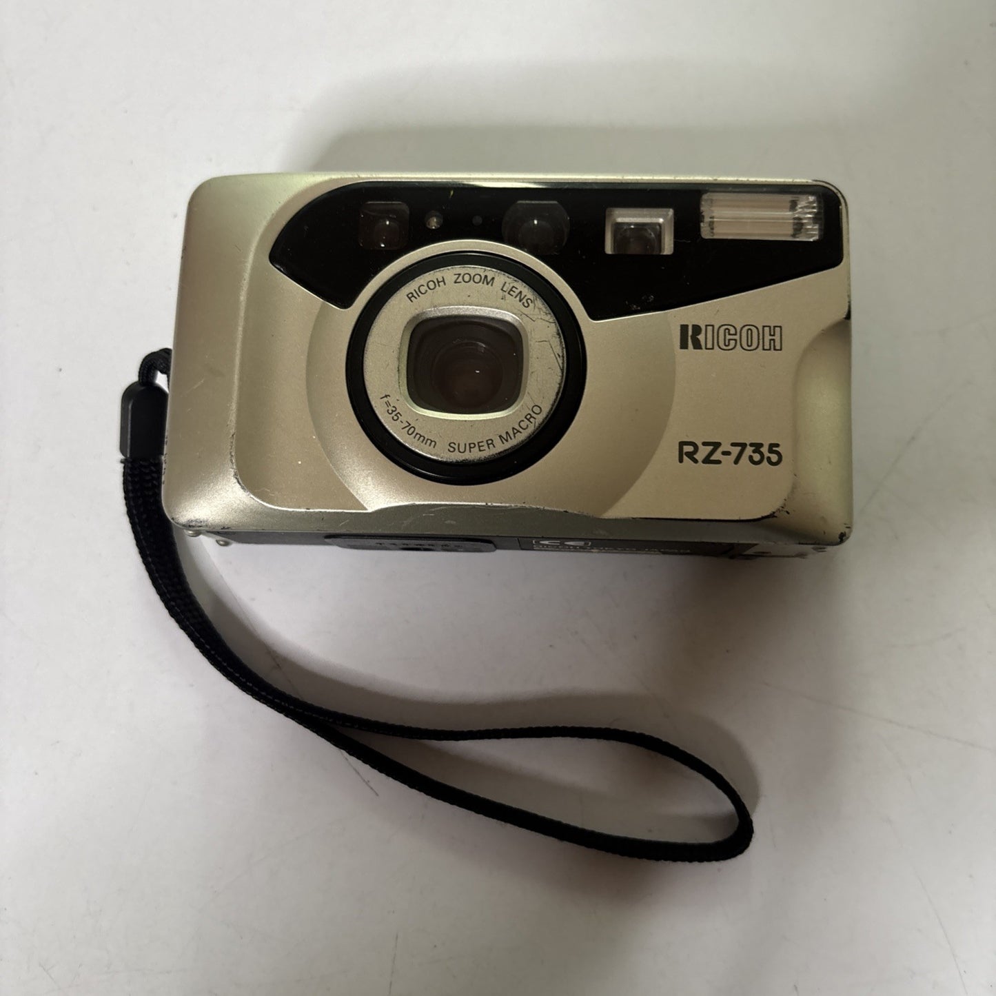 Ricoh RZ-735 35mm Point & Shoot Film Camera 35-70mm Zoom