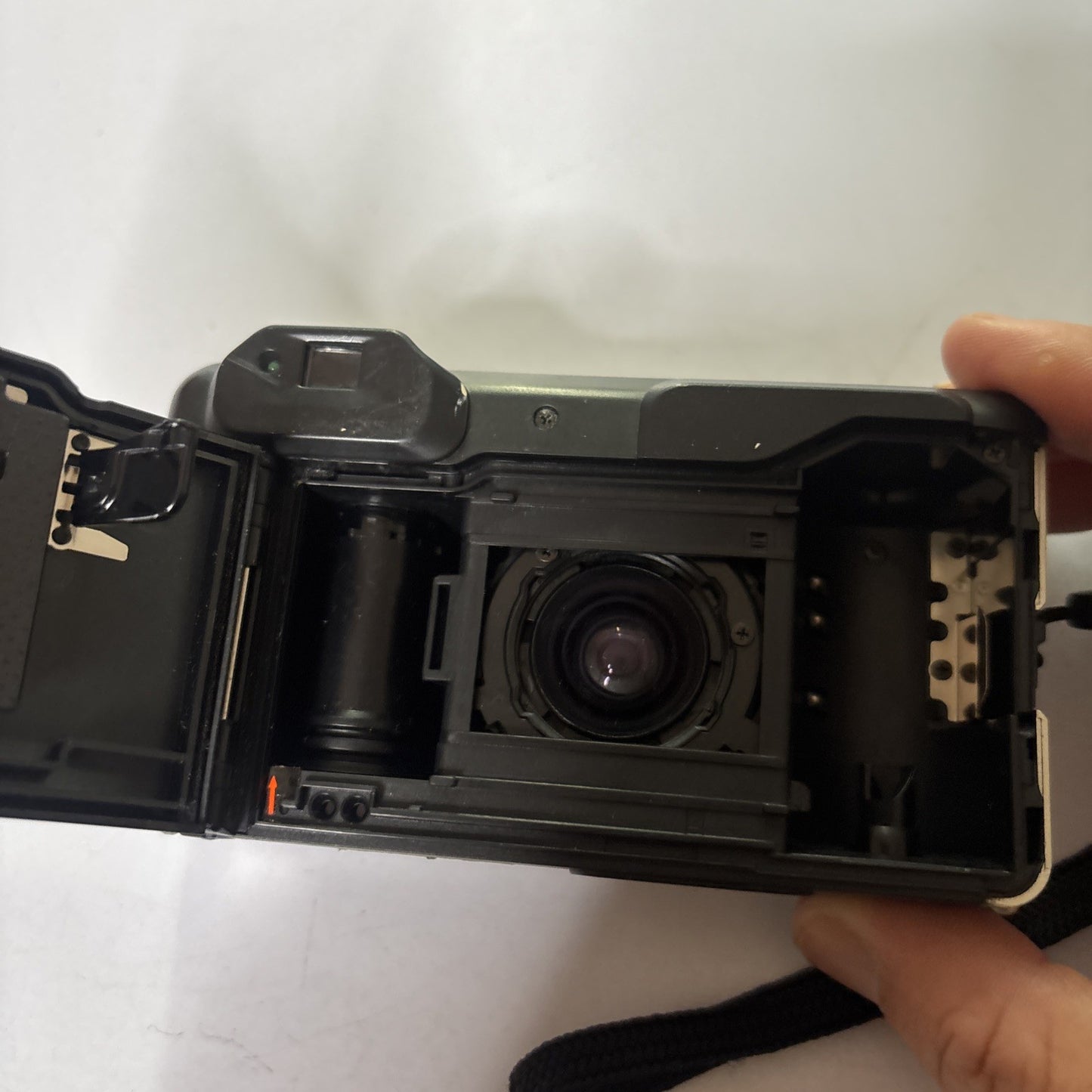 Ricoh RZ-735 35mm Point & Shoot Film Camera 35-70mm Zoom