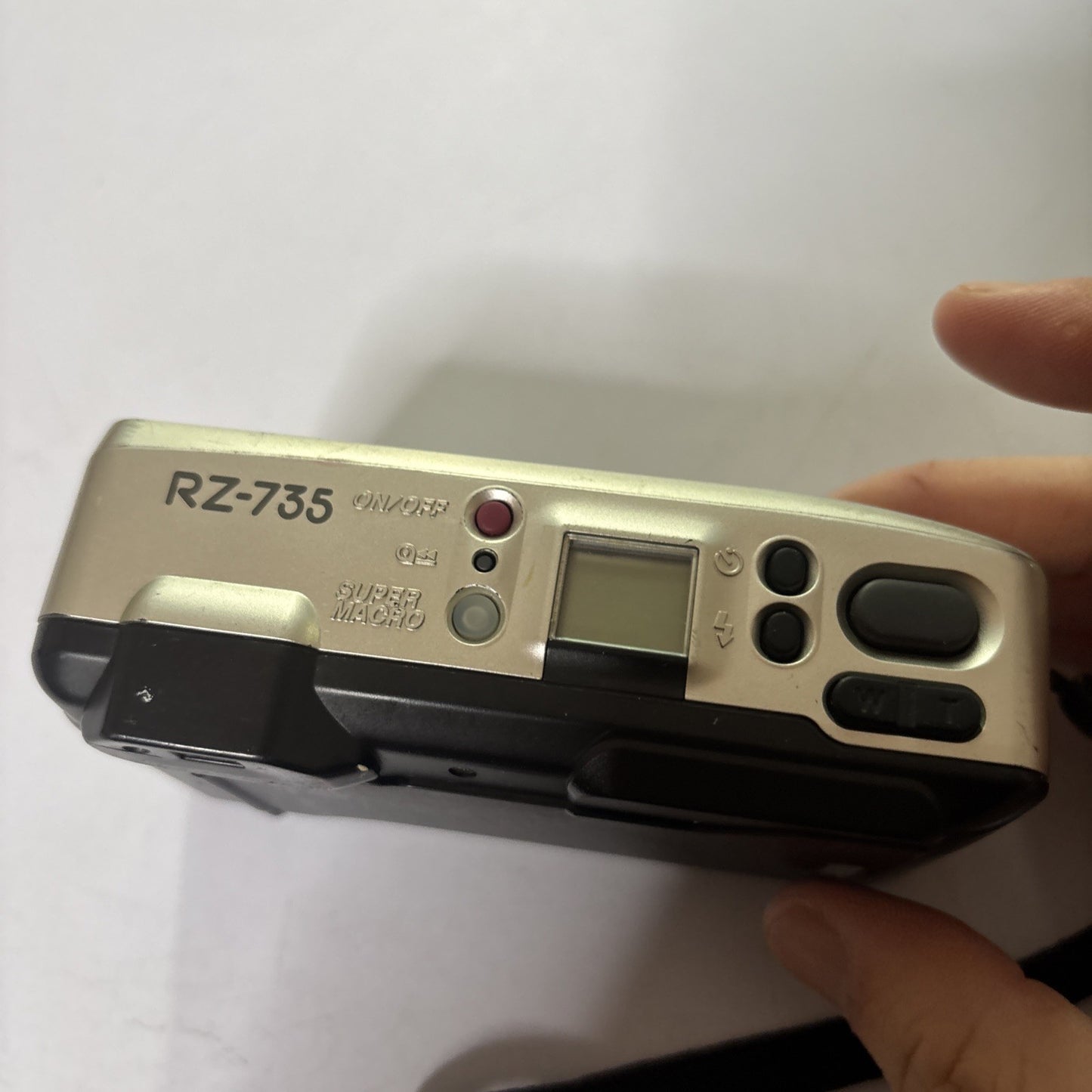Ricoh RZ-735 35mm Point & Shoot Film Camera 35-70mm Zoom