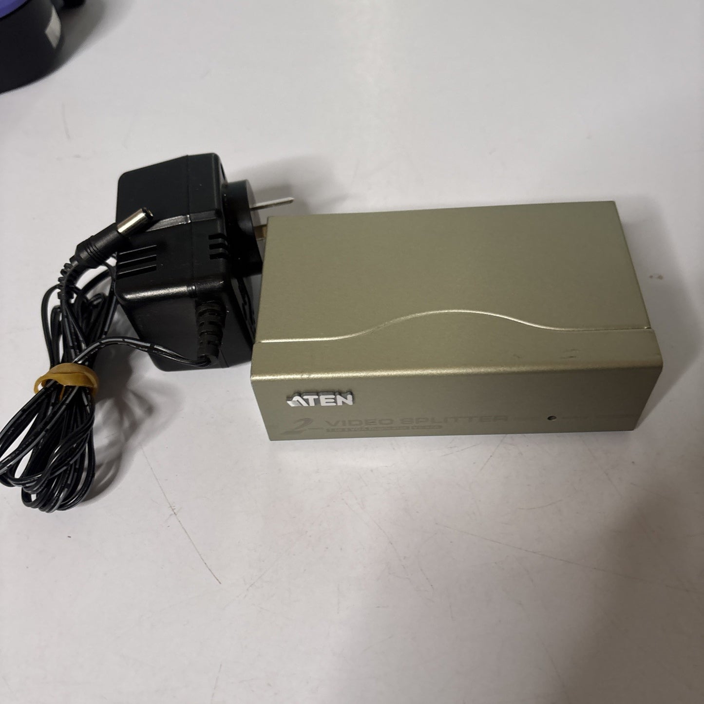 Aten Video Splitter 1 To 2 VGA Duplicator VS-92A