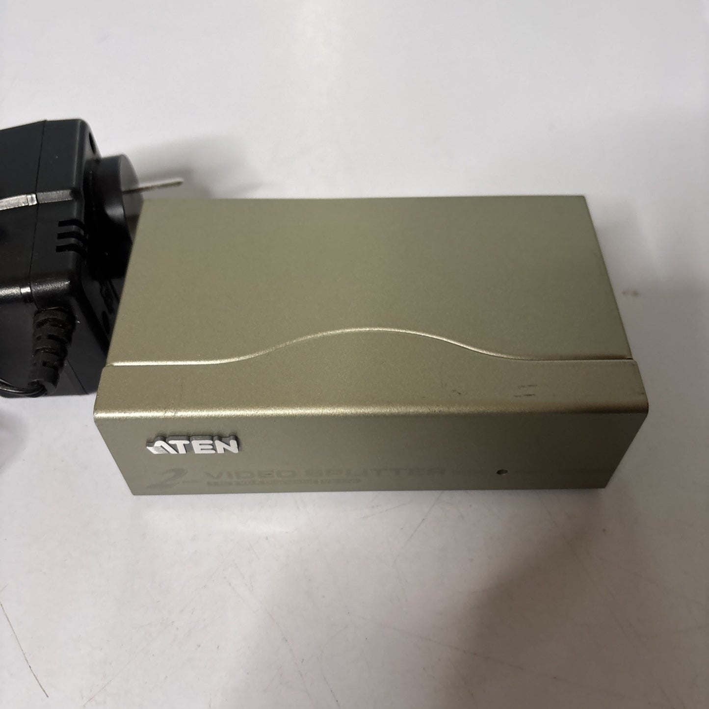 Aten Video Splitter 1 To 2 VGA Duplicator VS-92A