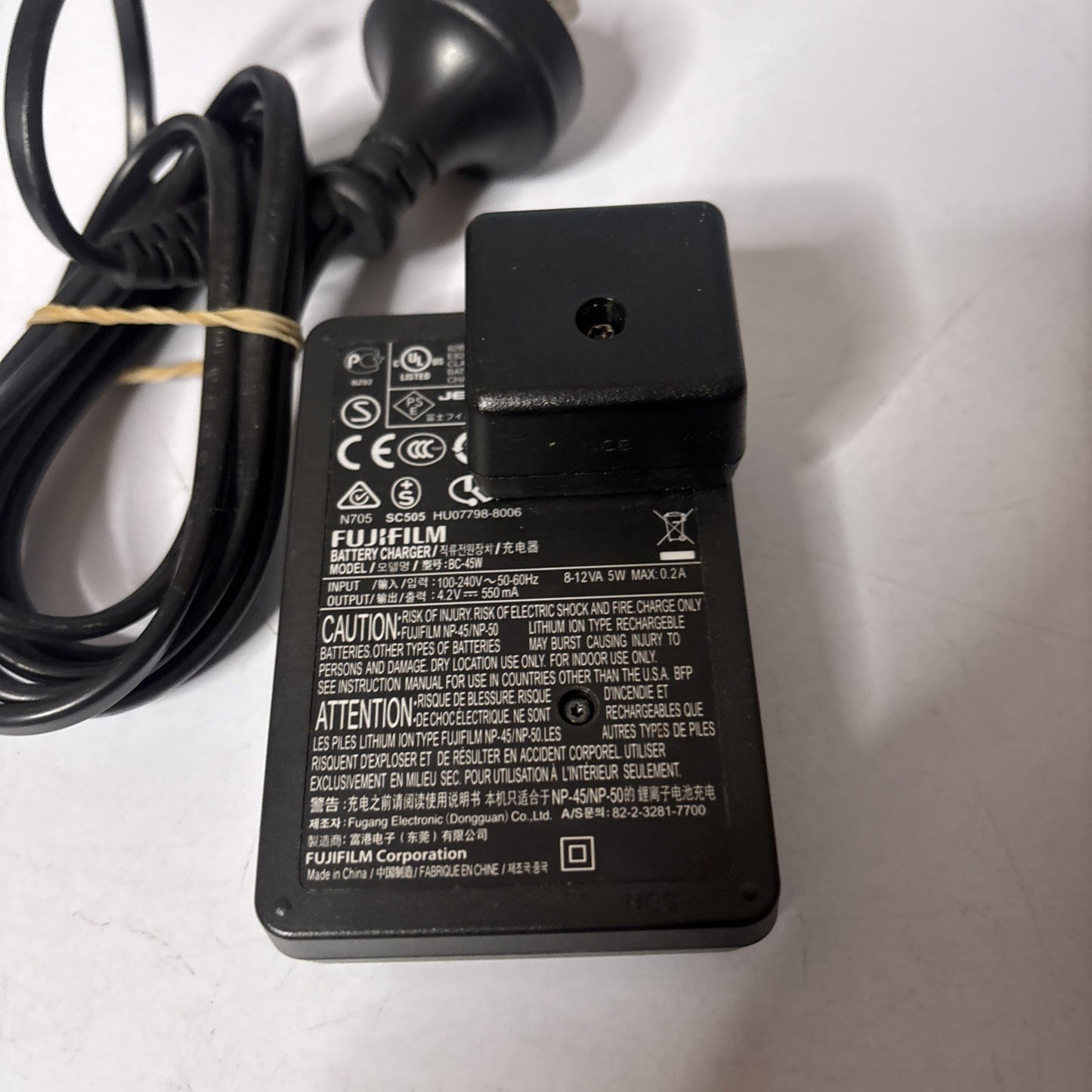 Genuine FUJIFILM BC-45W Battery Charger for NP-45, NP-50