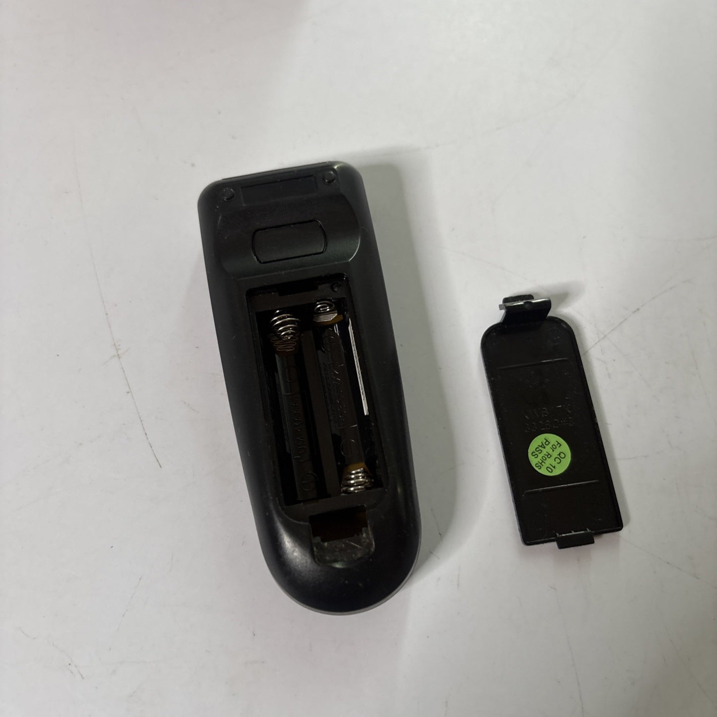 Genuine WD Western Digital Remote Control XHY4428F103