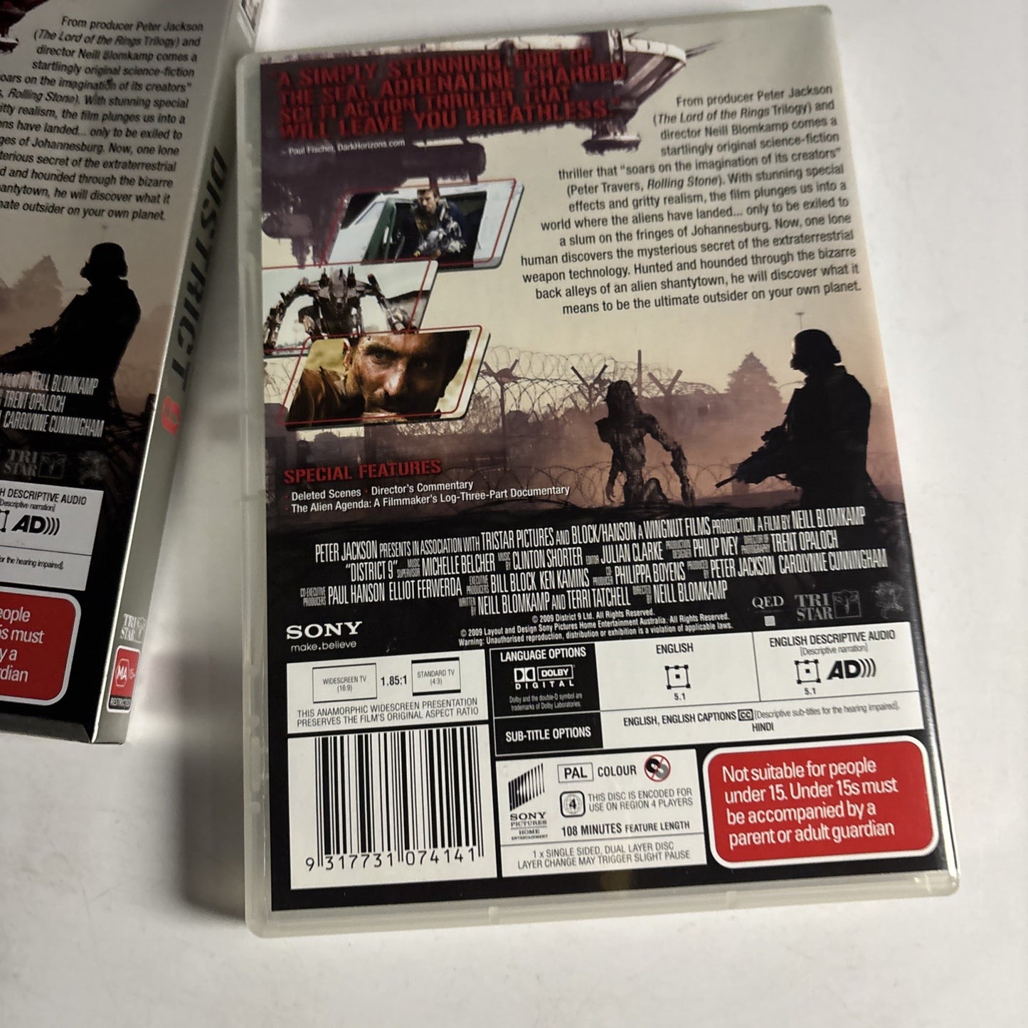 District 9 - Steelcase  (DVD, 2009)  Peter Jackson, Neill Blomkamp Region 4