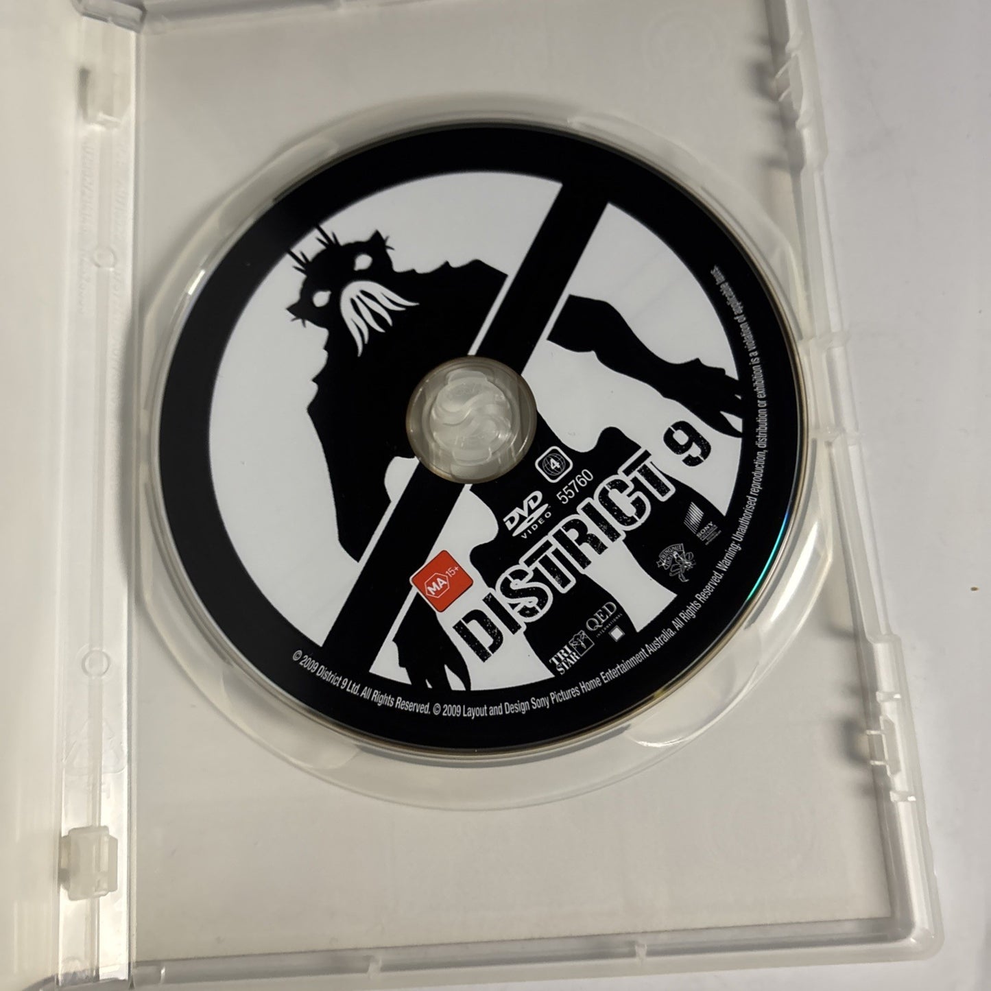 District 9 - Steelcase  (DVD, 2009)  Peter Jackson, Neill Blomkamp Region 4