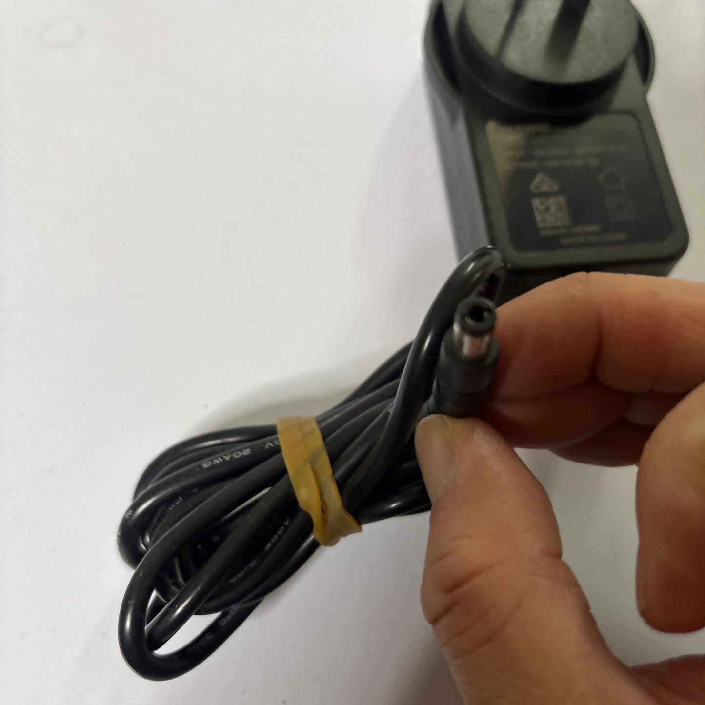 Genuine Huawei HW-120200A01 Switching Power Adapter 12V 2A