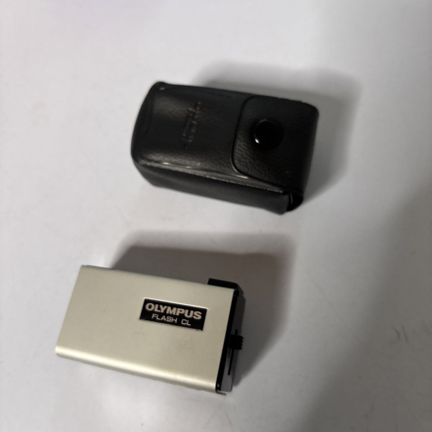 Vintage Olympus Pen-Flash CL flash for half frame cameras *No Light Bulb*