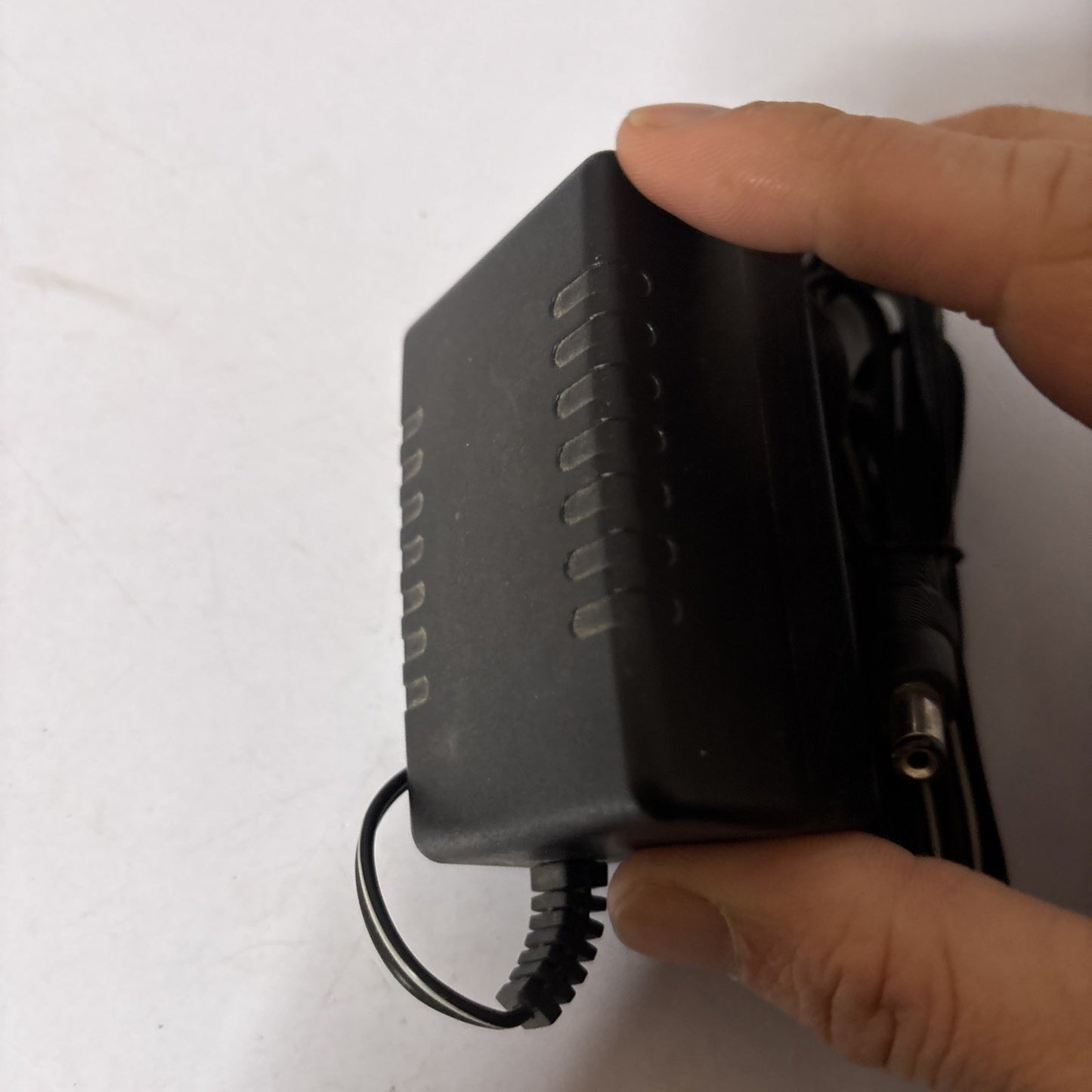 Kosh Power CE105B0050V2400 5V 2.4AC Adapter