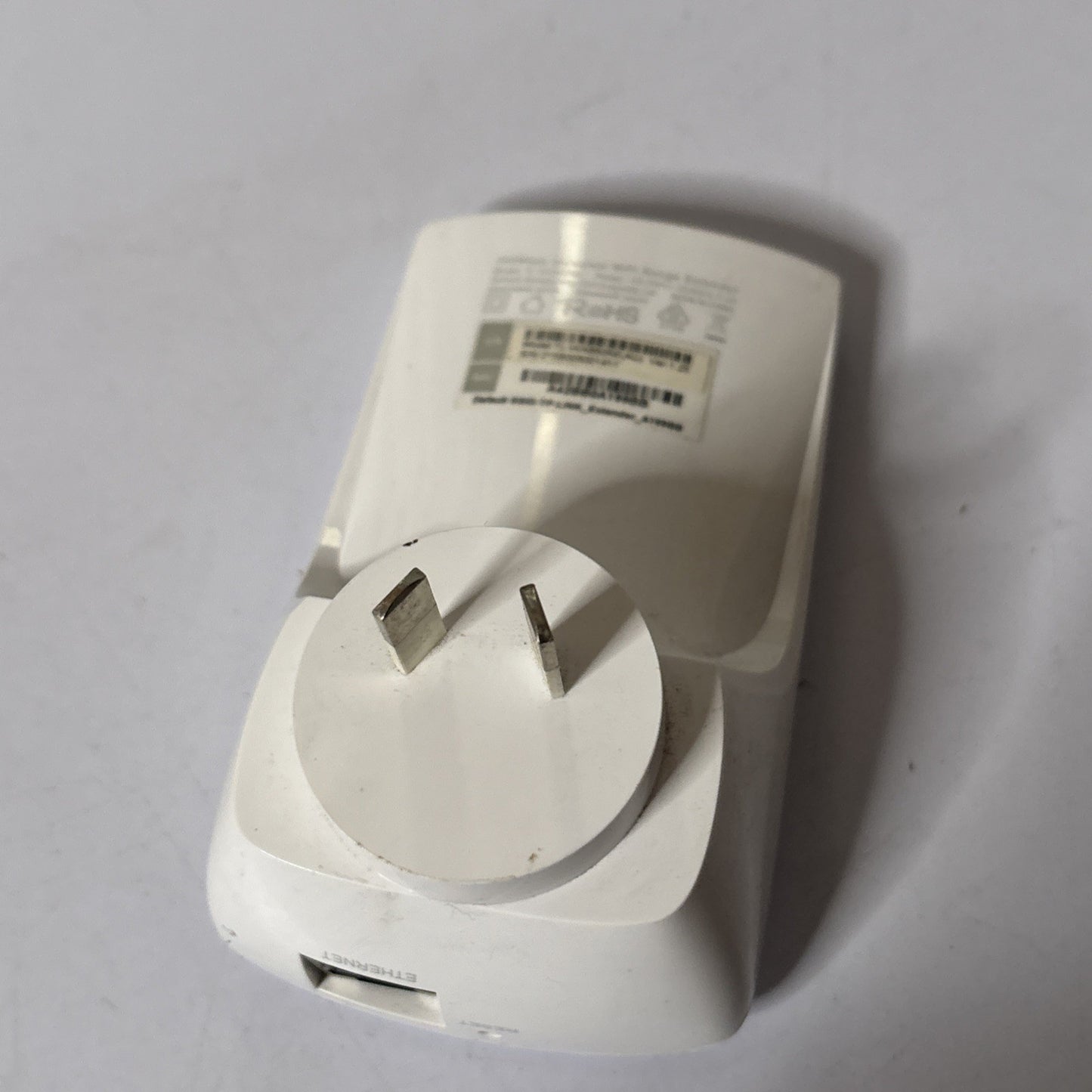 Tp-Link 300Mbps Universal Wifi Range Extender TL-WA850RE