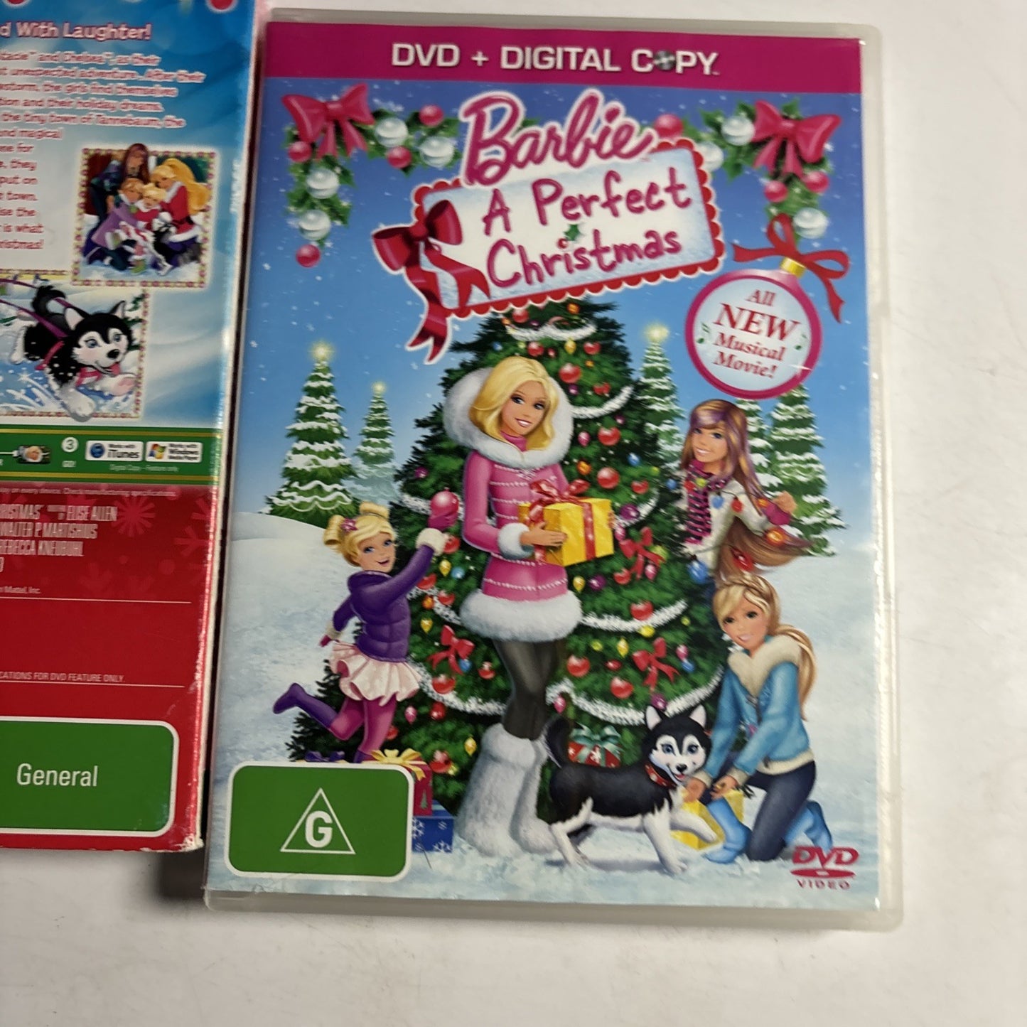 Barbie - A Perfect Christmas (DVD, 2011)  Region 4 &2