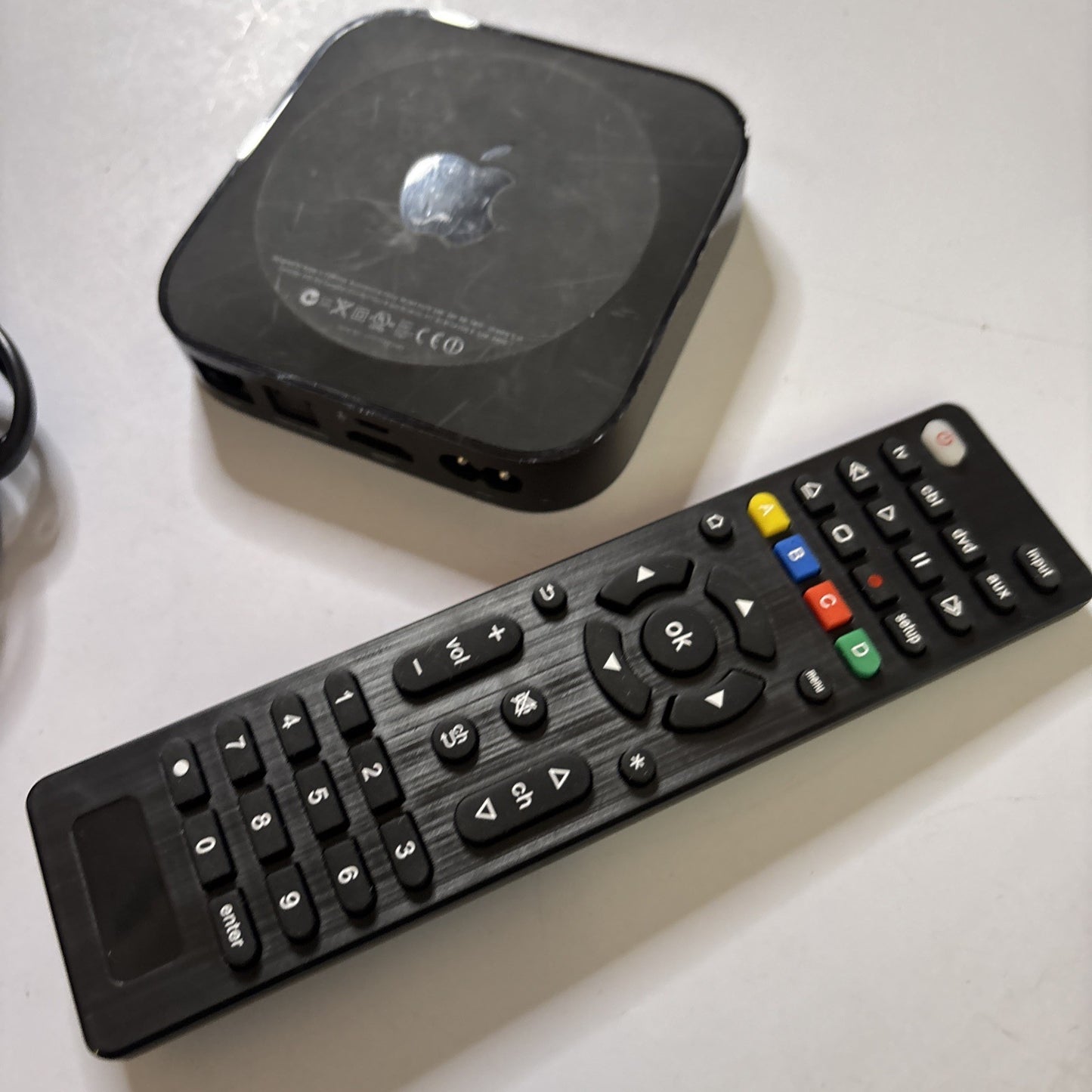 Apple TV (2nd Generation) Media Streamer - Black (A1378)