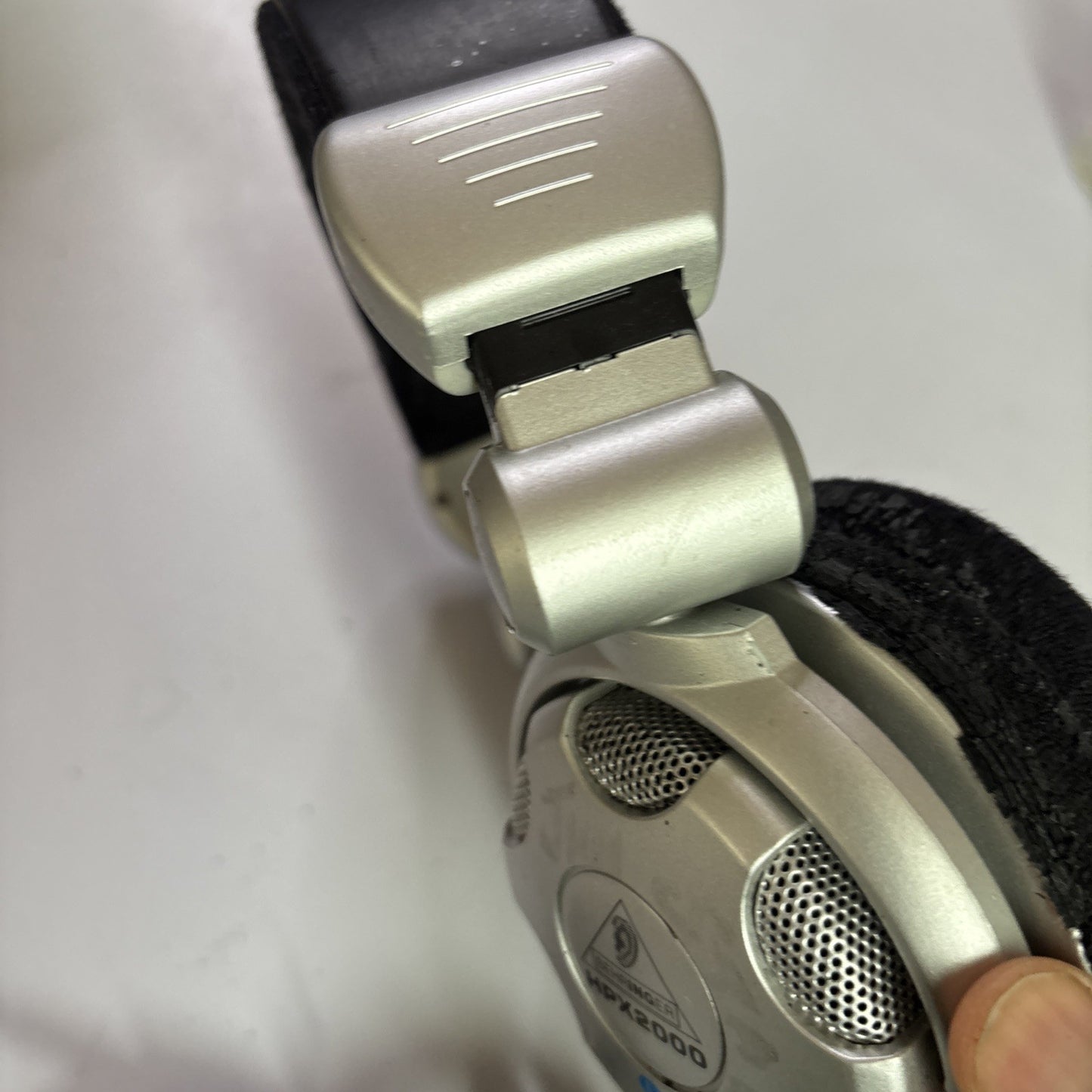 Behringer Headphones HPX2000 Wired *Untested*