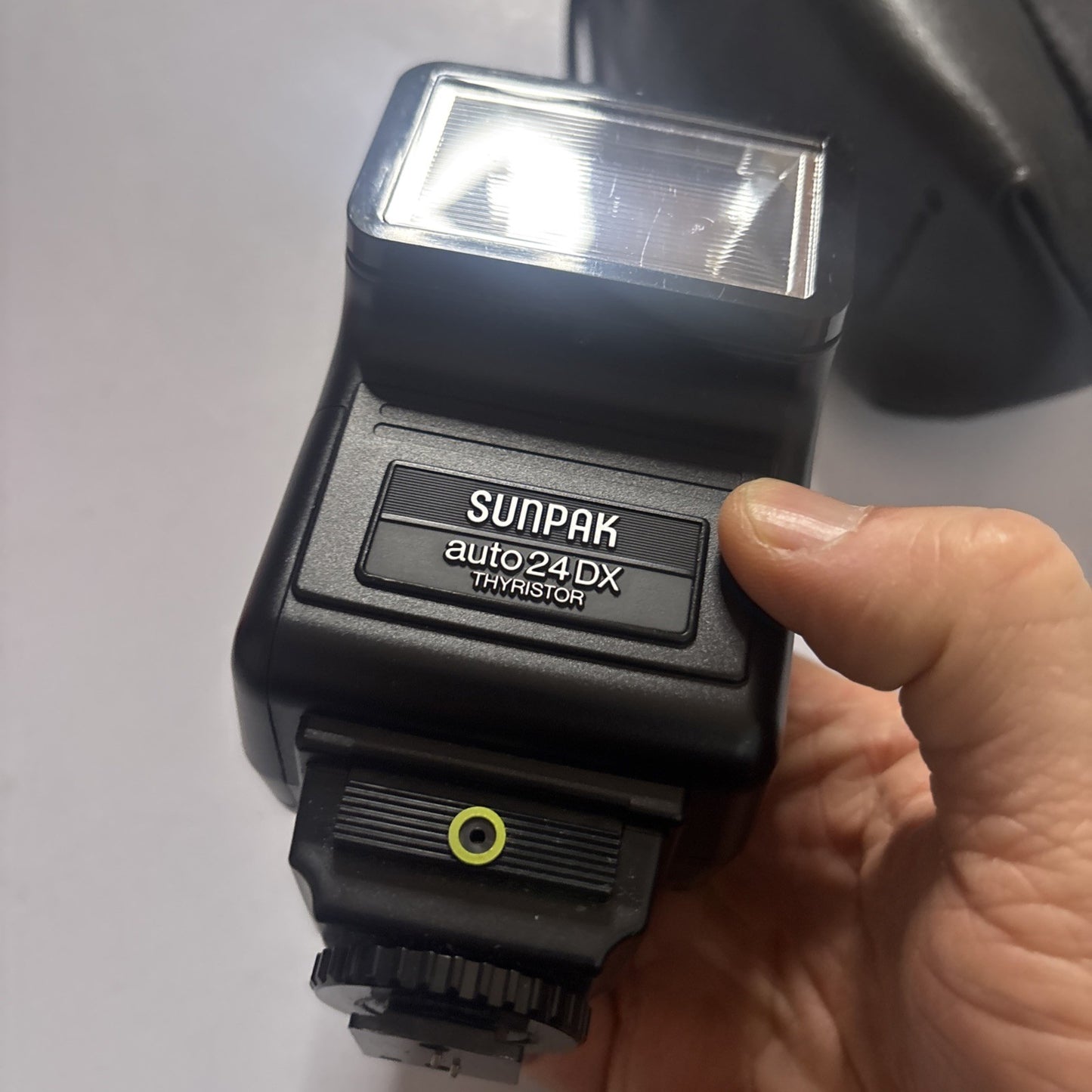 Sunpak Auto 24DX Thyristor Camera Flash