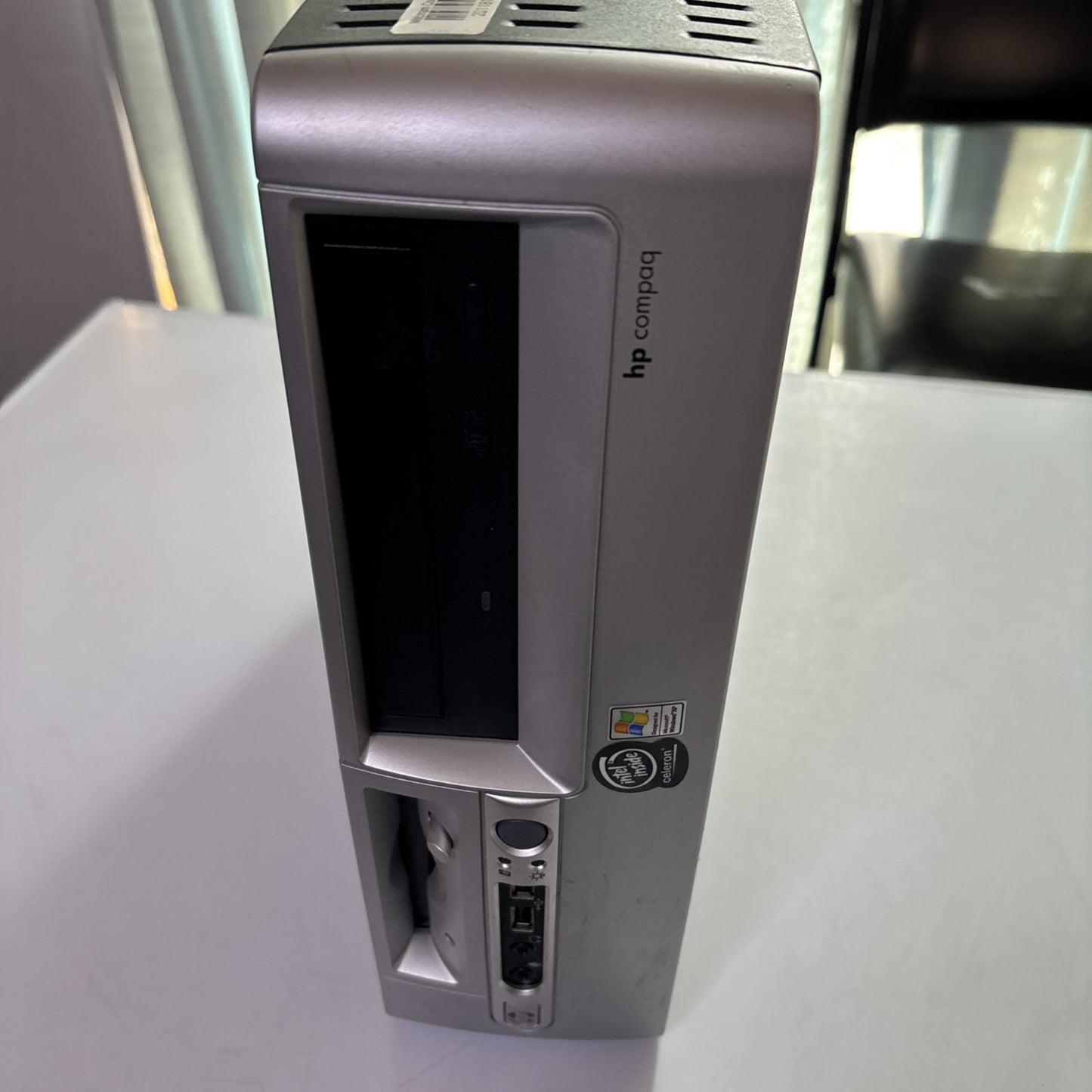 Hp Compaq D530 Intel Celeron 2.4ghz 40gb HDD 504mb RAM 3.5" Floppy Disc CDROM
