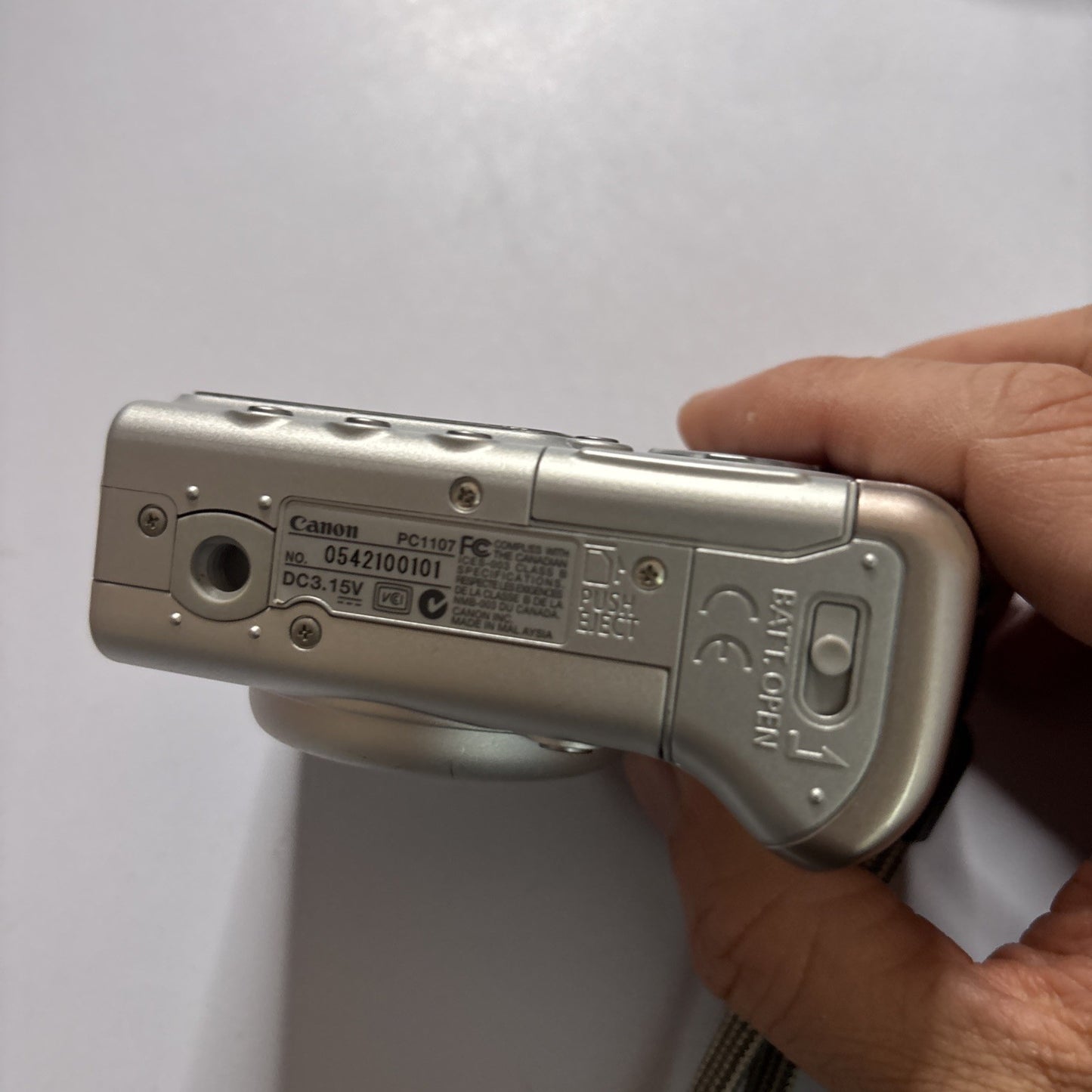 Canon PowerShot A510 Digital Camera 3.2MP 1gb SD Card