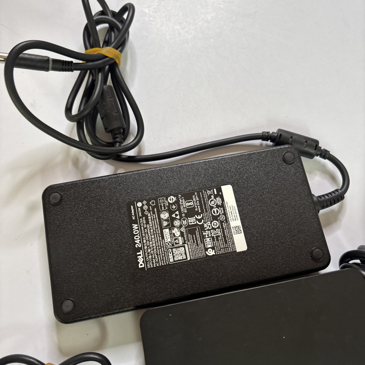 Dell K16A Laptop Thunderbolt USB-C Dock & HA250PM190 AC Adapter