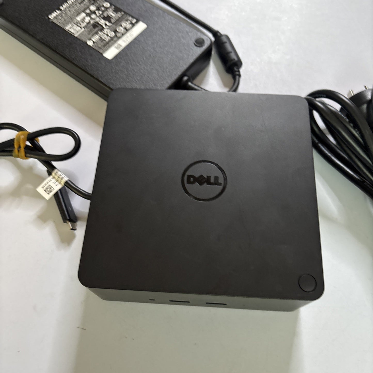 Dell K16A Laptop Thunderbolt USB-C Dock & HA250PM190 AC Adapter