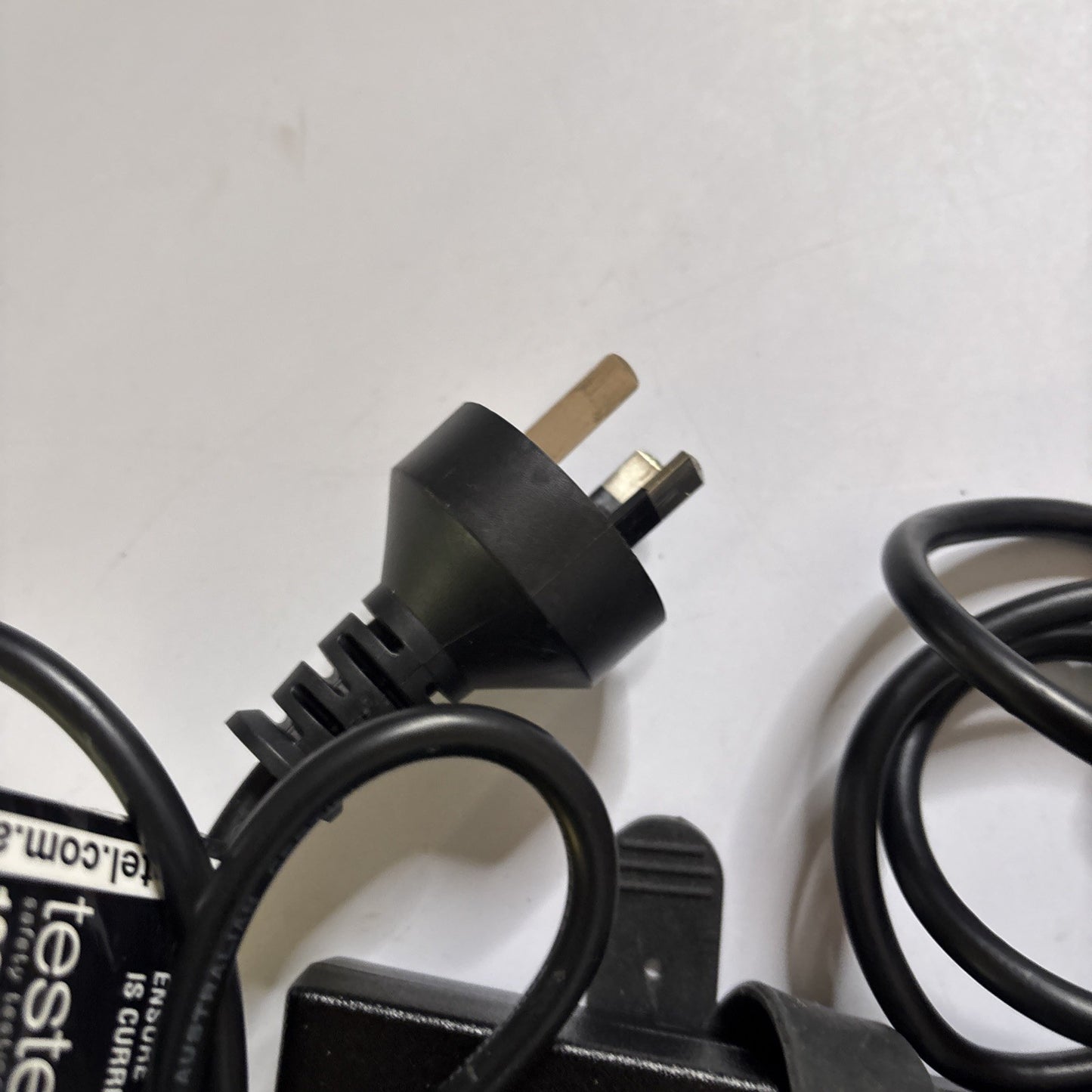 Dell D6000 4k Universal Port Replicator Docking Station & DA130PE1-00 AC Adapter