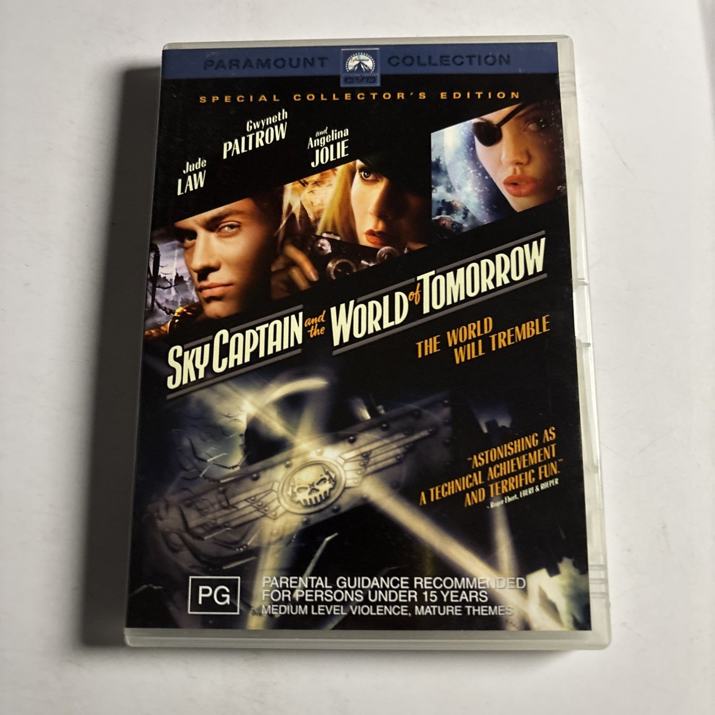 Sky Captain and the World of Tomorrow (DVD, 2004) Angelina Jolie Region 4