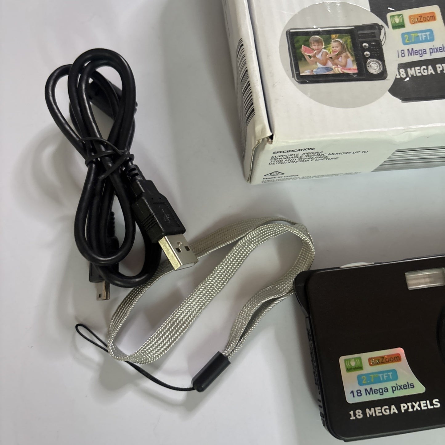 Anko 18 Megapixel Digital Camera  F004670 1gb SD Card