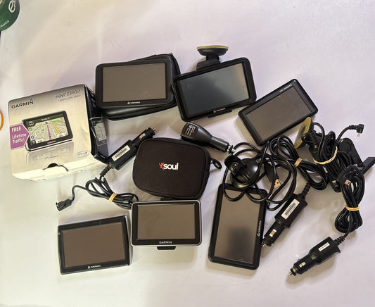 6x GPS: 4x Navman 2x Garmin *For Parts Or Repair Untested*
