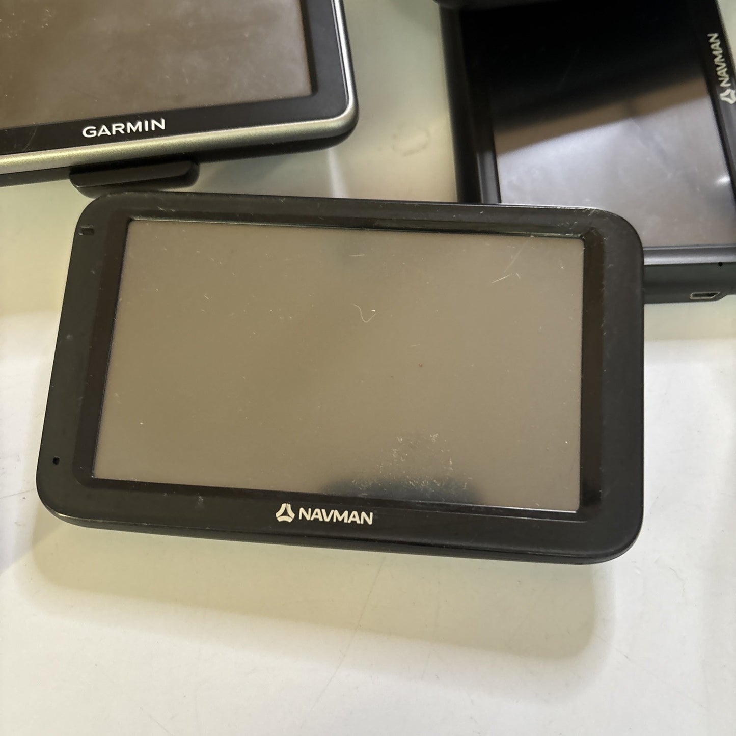 6x GPS: 4x Navman 2x Garmin *For Parts Or Repair Untested*