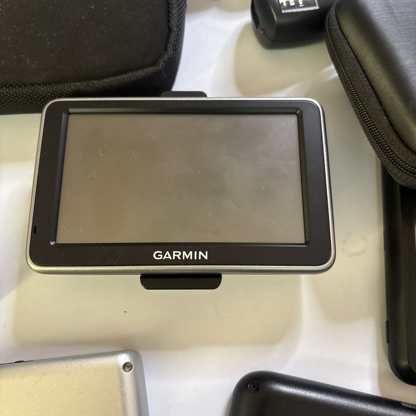 6x GPS: 4x Navman 2x Garmin *For Parts Or Repair Untested*