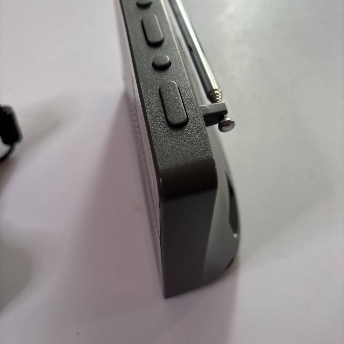 Bush DAB+ Portable Digital Radio FM With Power Supply BR25COP