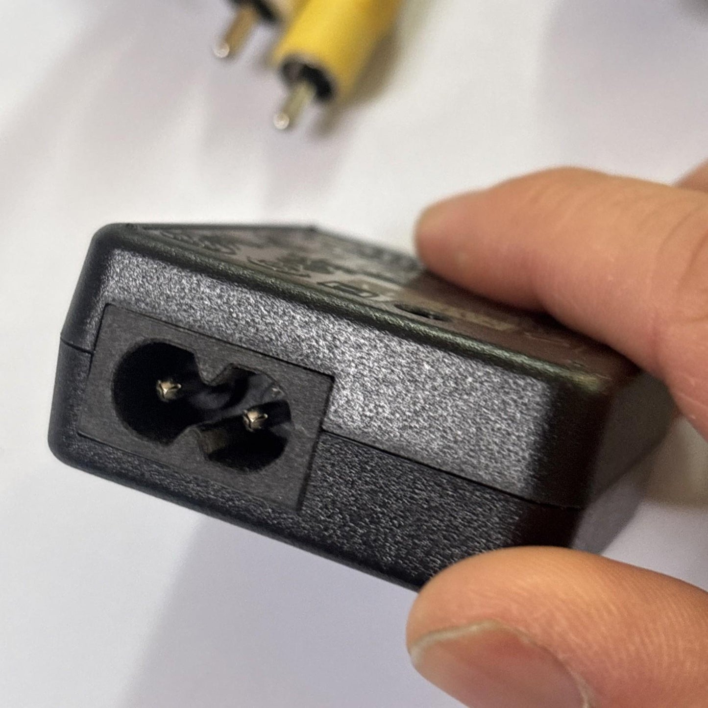 Genuine Olympus F-2AC Charger And USB Charging Cable & AV