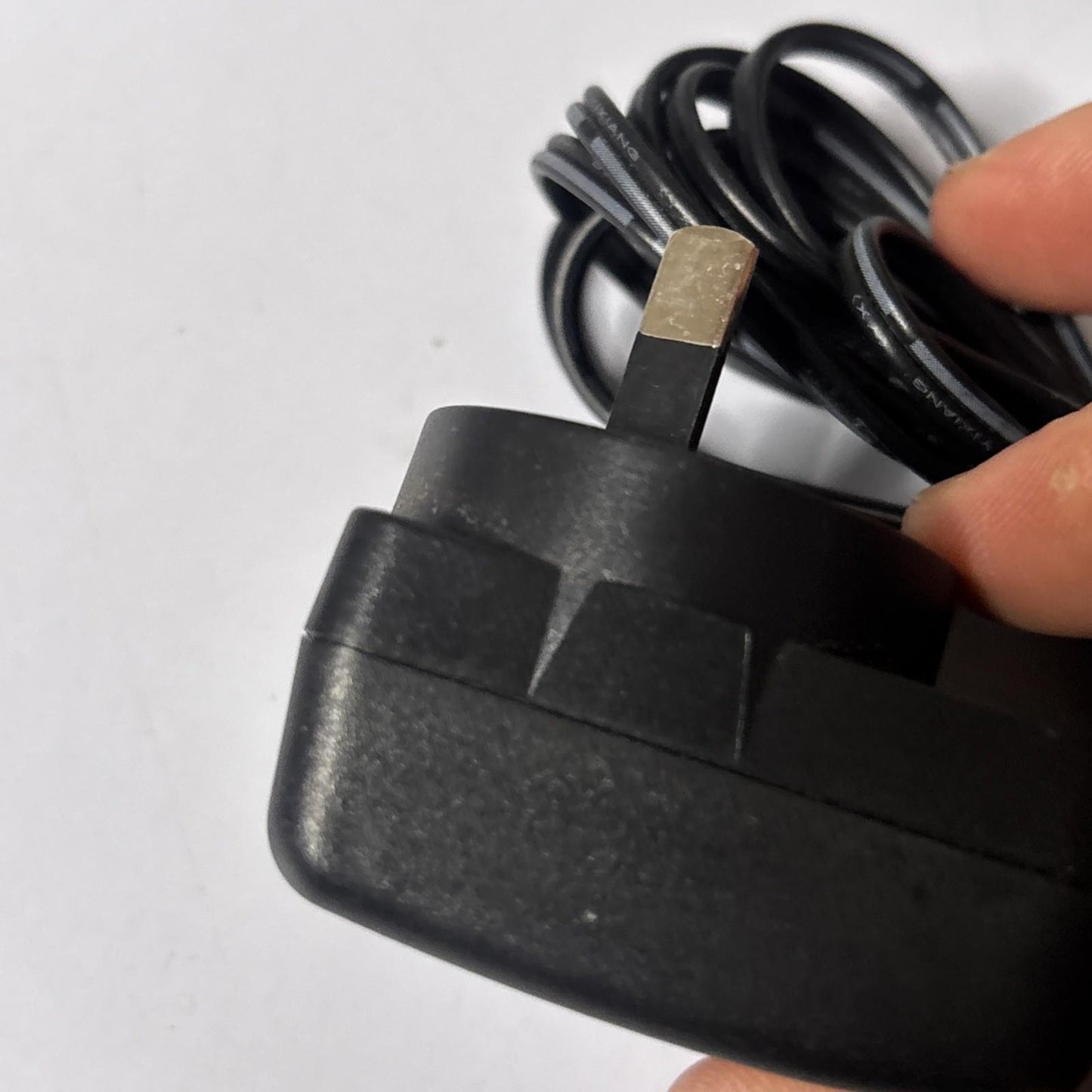 Switching Power Supply S004LS0600030 AC Adapter 6V 300mA