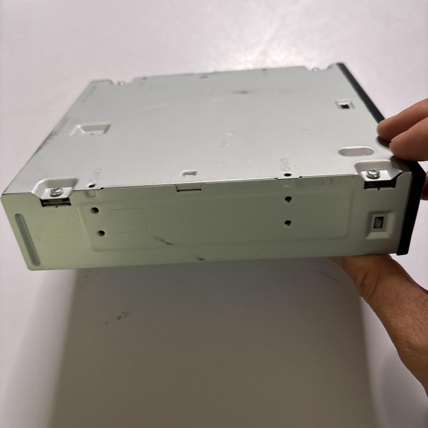 LG SATA 24x Internal DVD-RW Drive GH24NSD1