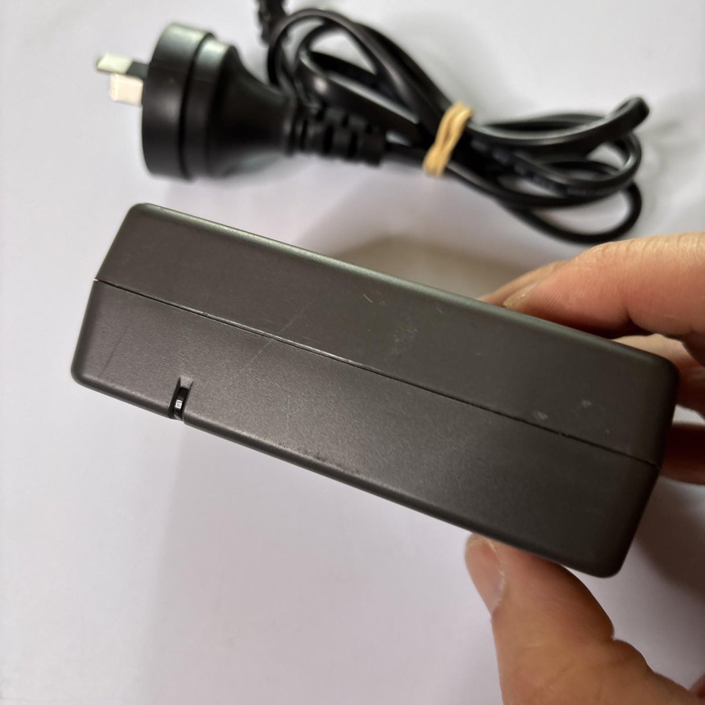 Genuine Panasonic VW-AD20 AC Adapter for AG-AC160 AG-AC130 MC AG-HMC70 MC AG-HPX