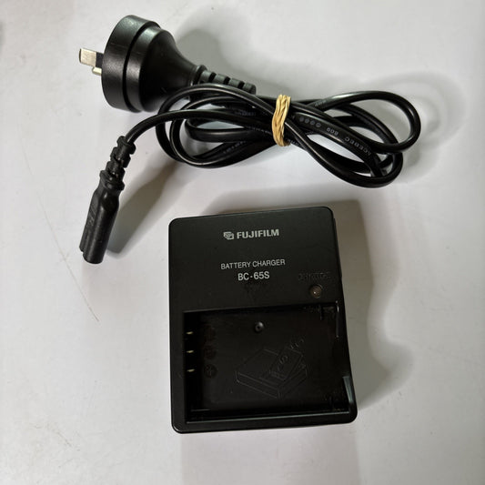Genuine Fujifilm BC-65S Battery Charger