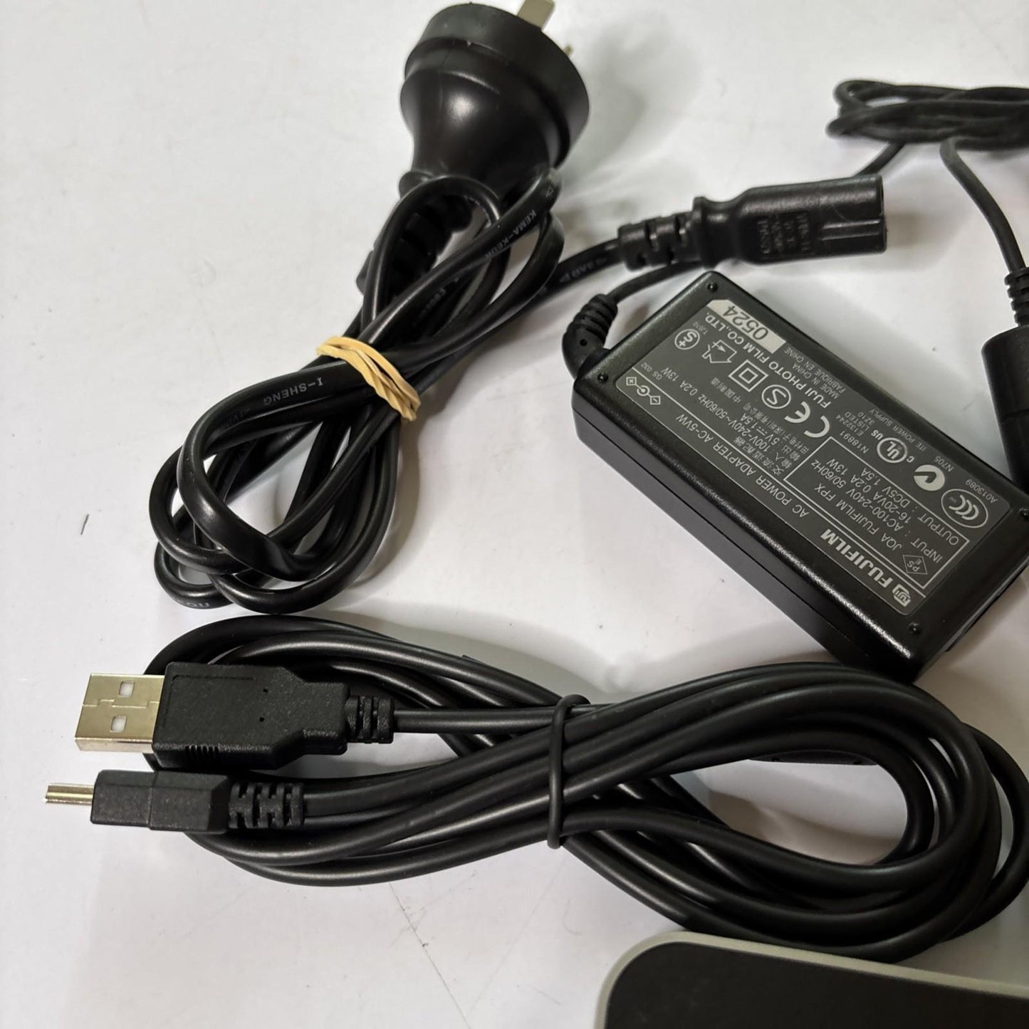 Genuine Fujifilm Finepix PictureCradle CP-FXZ for Digital Camera