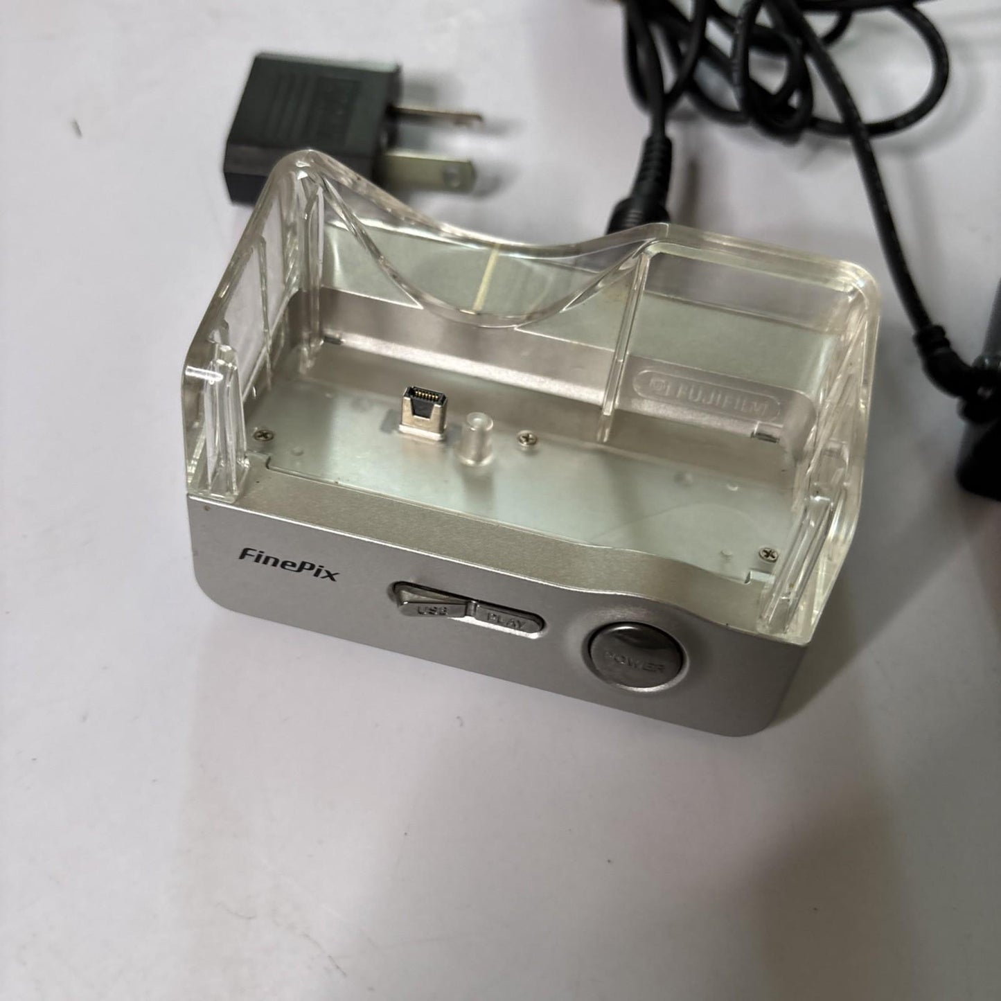 Fujifilm Finepix PictureCradle CP-FX440 *USB Cable Not Included*