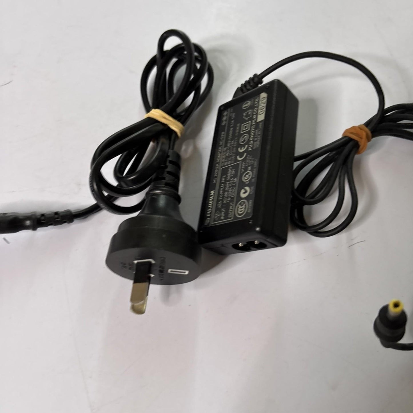 Fujifilm Finepix PictureCradle CP-FX401 *USB Cable Not Included*