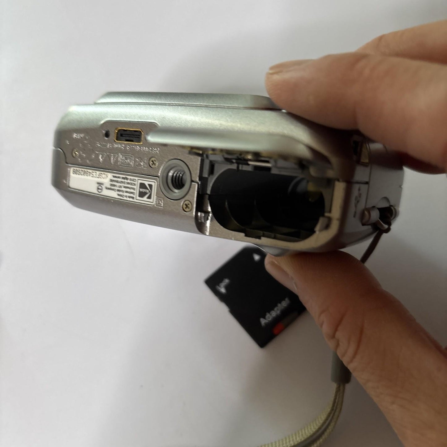 Kodak EasyShare C310 Digital Camera 4MP 1GB SD Card