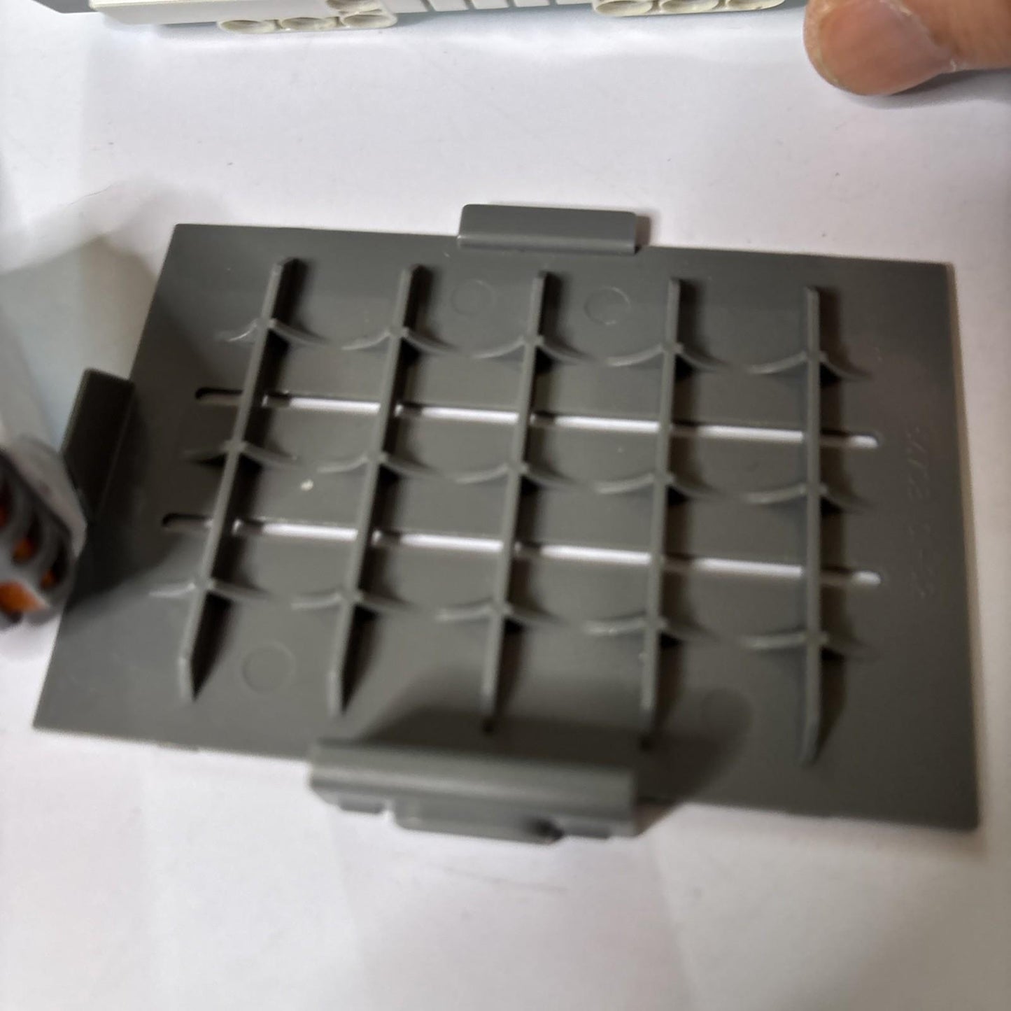 Lego NXT 210I1 Controller  Accessories Battery 3x Servo Motor