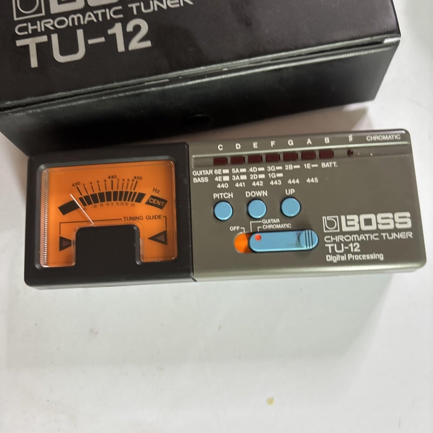 Boss Chromatic Tuner TU-12 Digital Processing