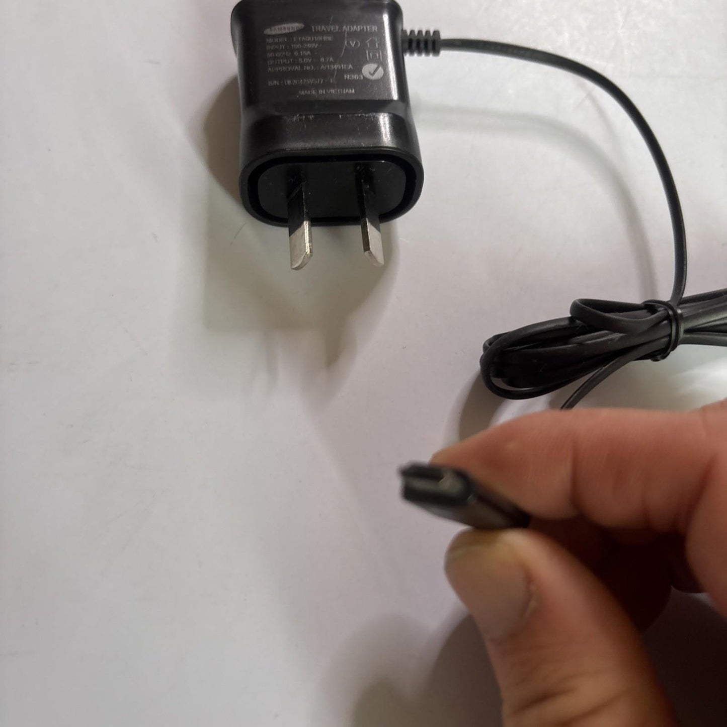 Genuine Samsung Travel Adapter Micro USB ETA0U10HBE 5V 0.7A