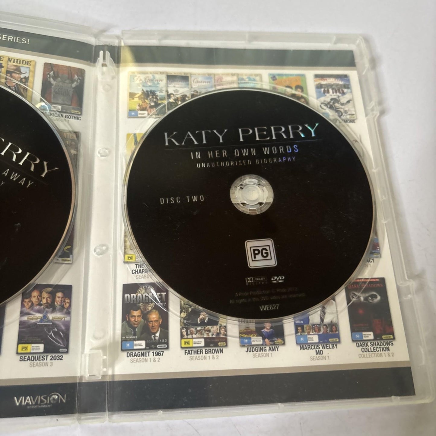 Katy Perry - The Whole Story (DVD, 2013) All Regions