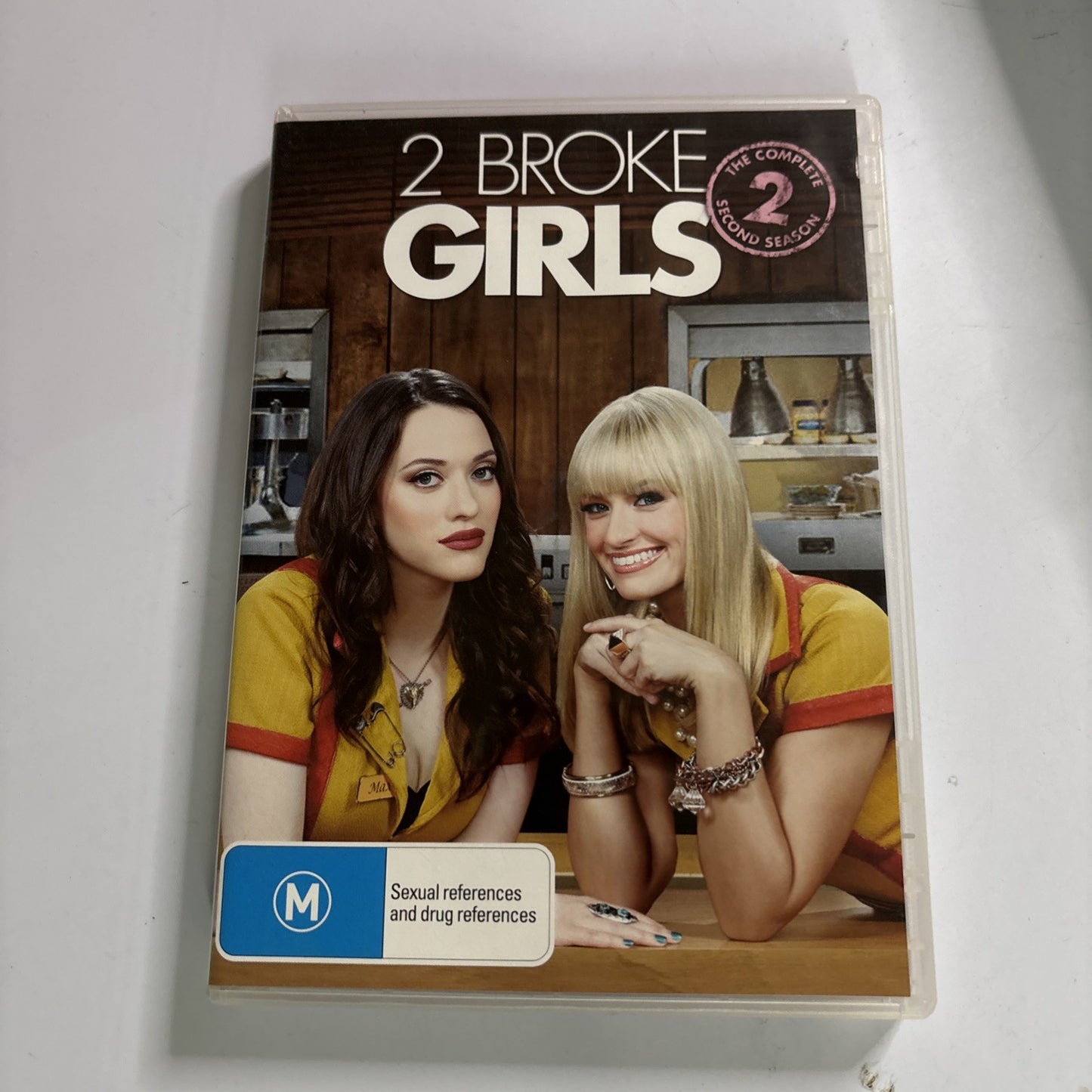 2 Broke Girls : Season 2 (DVD, 2011) Region 4