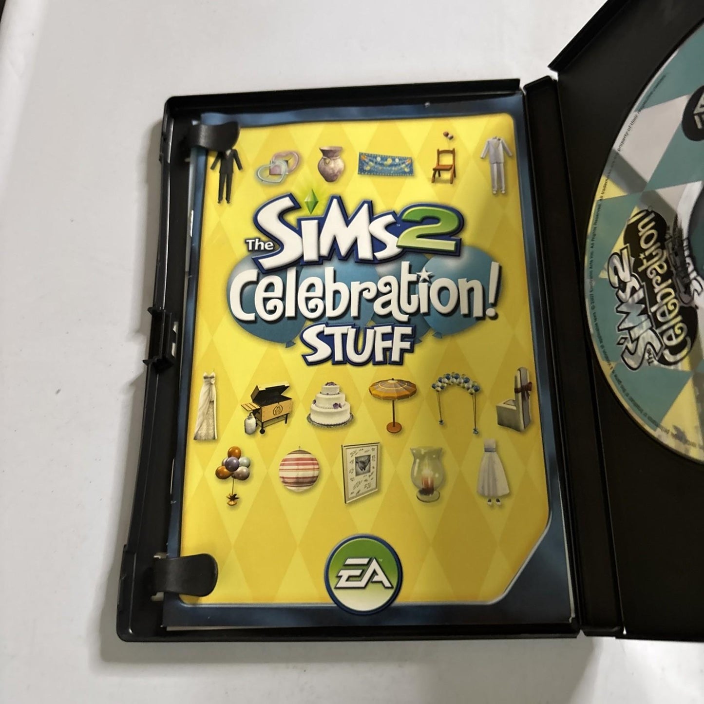 The Sims 2 Celebration Stuff PC CDROM