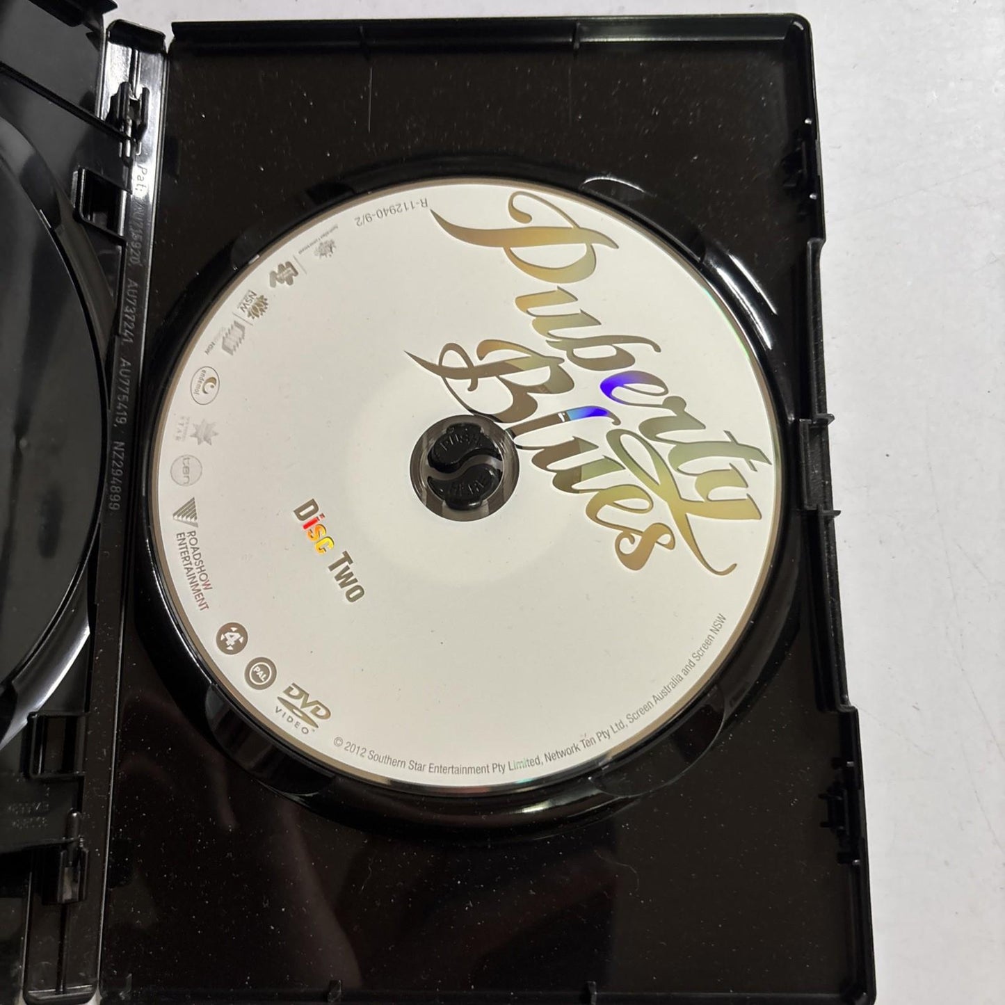 Puberty Blues (DVD, 2012) Susie Porter, Sean Keenan, Claudia Karvan Region 4