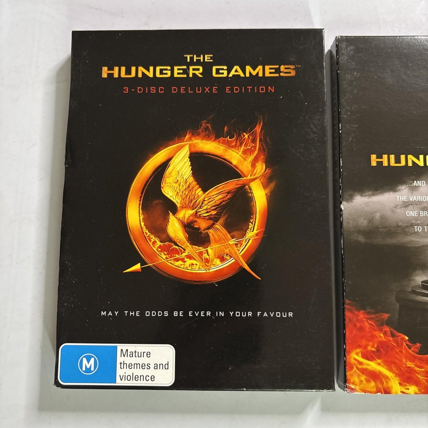 The Hunger Games (Deluxe Edition, DVD, 2011) Jennifer Lawrence Region 4
